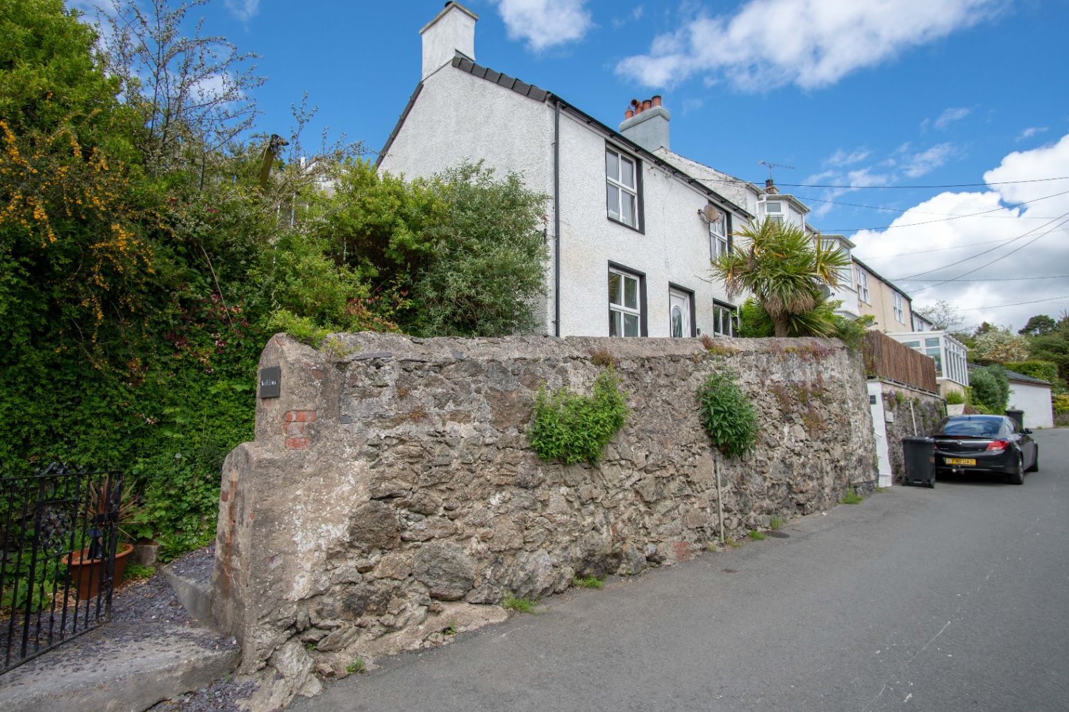 3 bed end terrace house for sale in Mount Street, Menai Bridge LL59