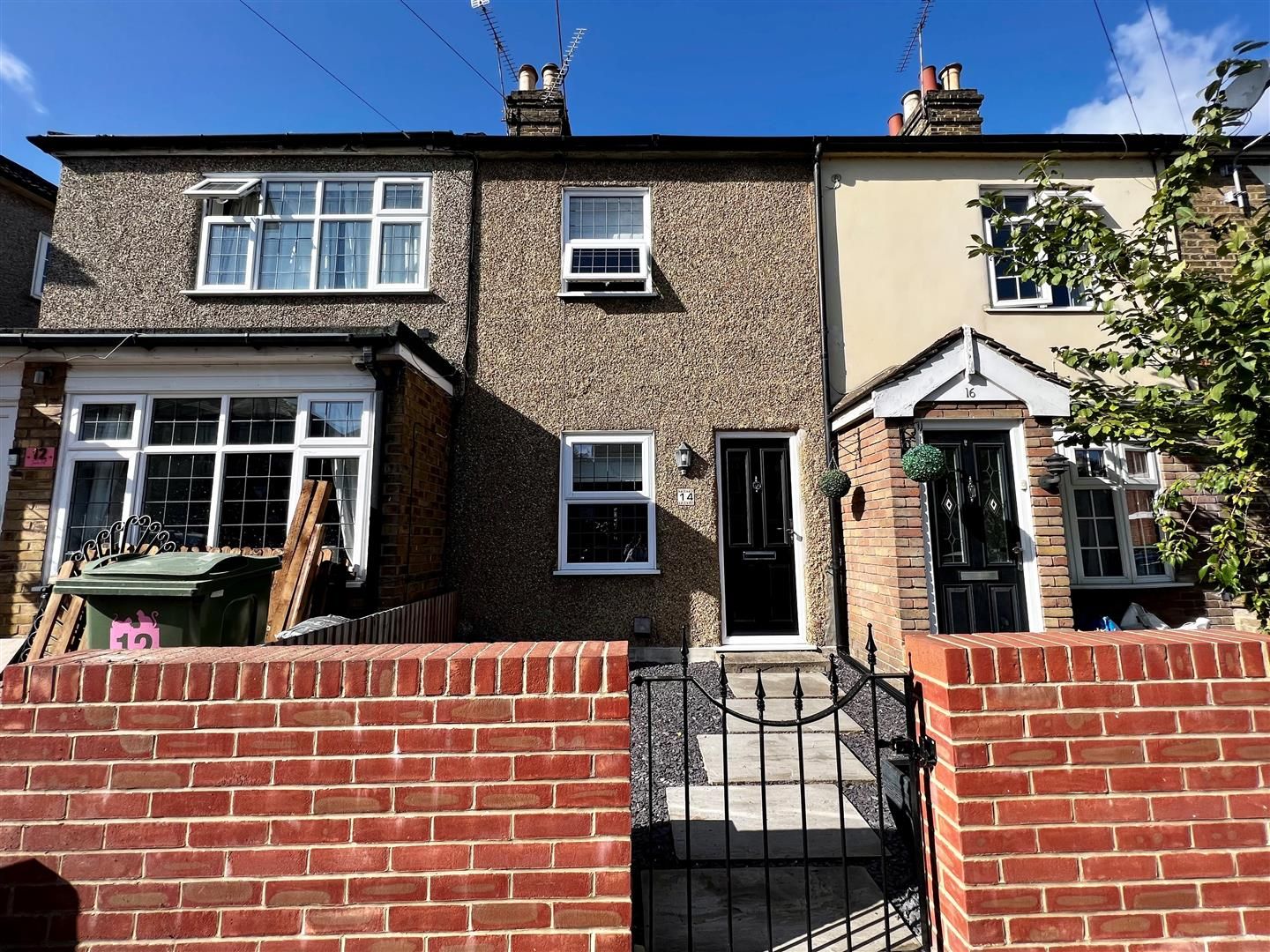 2 bed terraced house for sale in Tower Hill, Brentwood CM14 Zoopla