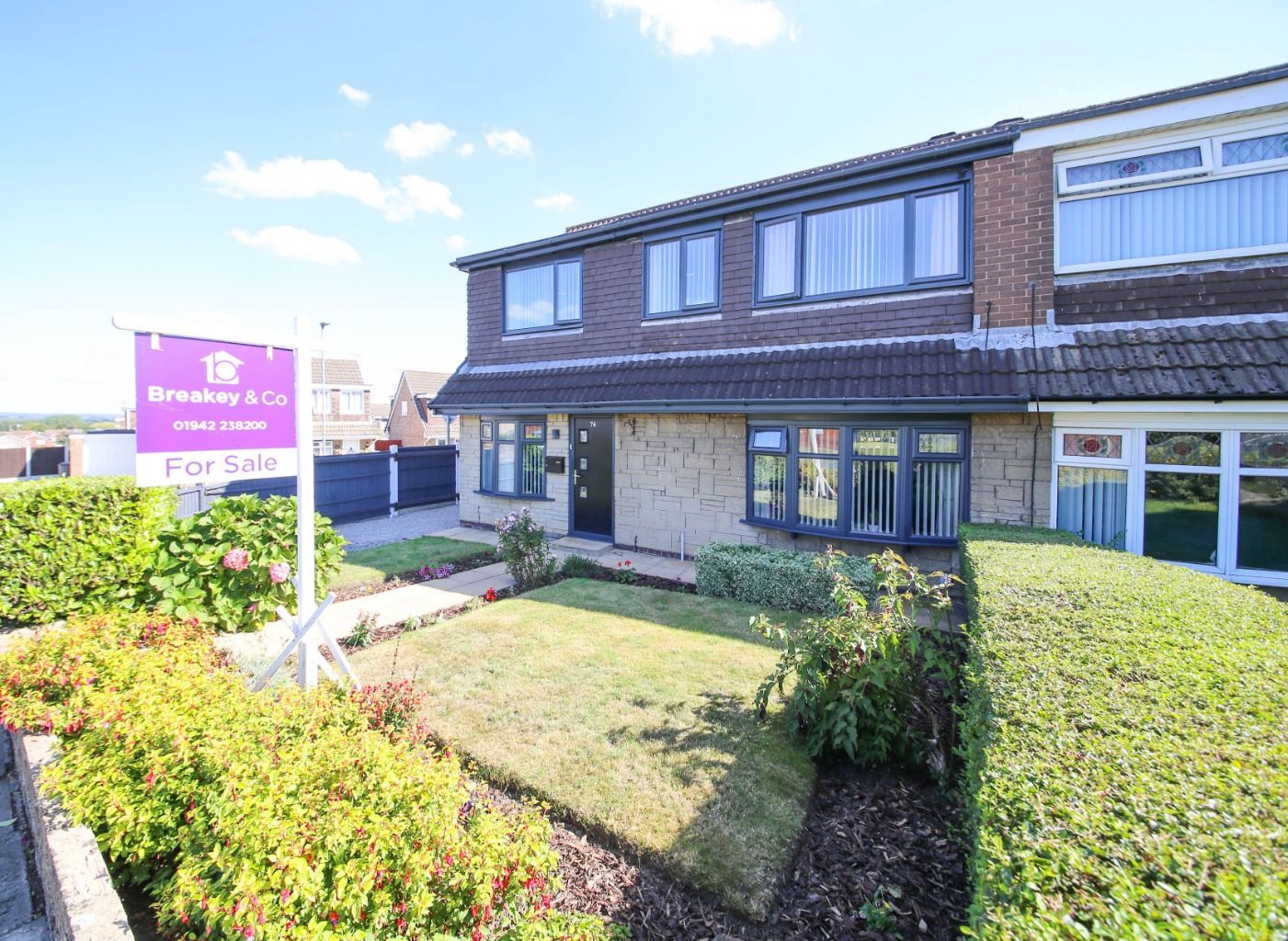 5 bed semidetached house for sale in Highfield Grange Avenue, Wigan