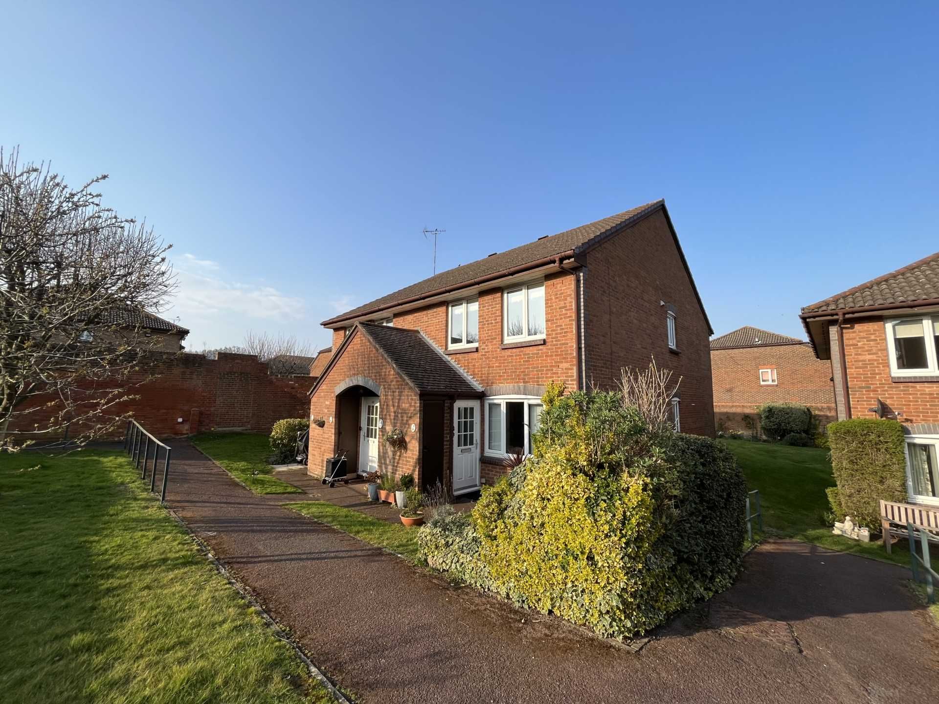 1 bed for sale in Acorn Drive, Wokingham RG40 Zoopla