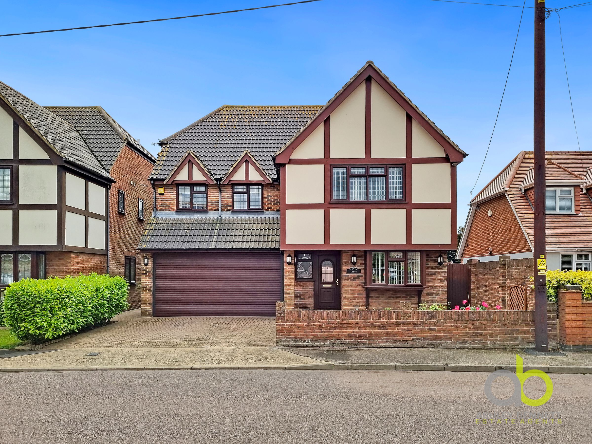 4 bed detached house for sale in Hornsby Lane, Orsett, Grays RM16 Zoopla