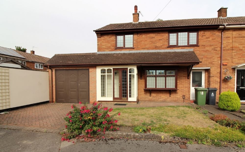 3 bed town house to rent in Mitre Close, Willenhall WV12 Zoopla