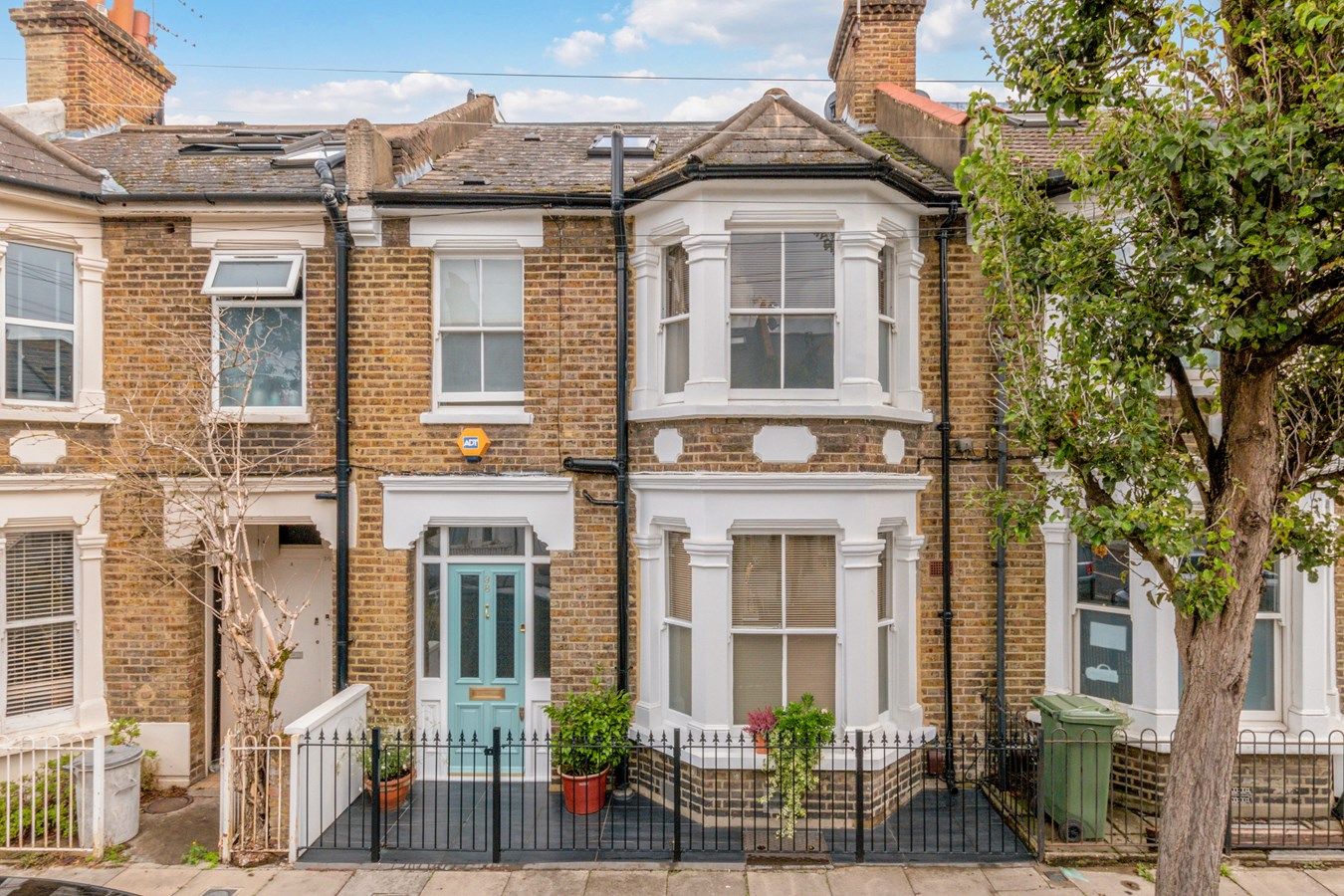 4 bed terraced house for sale in Tunis Road, Shepherd's Bush, London