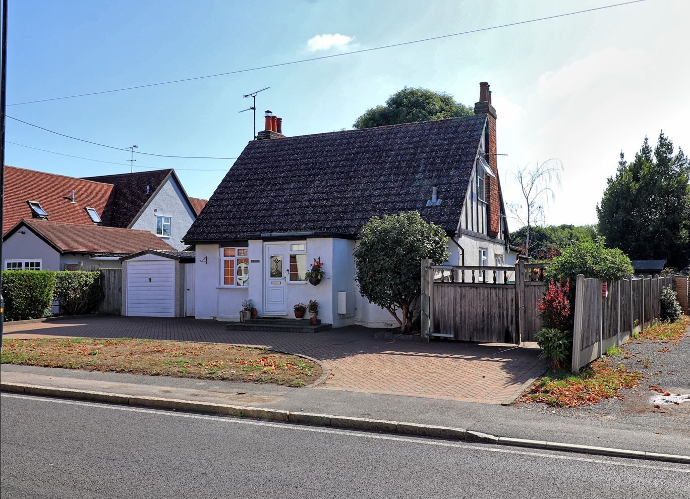 4 bed detached house for sale in Main Road, Great Leighs, Essex CM3
