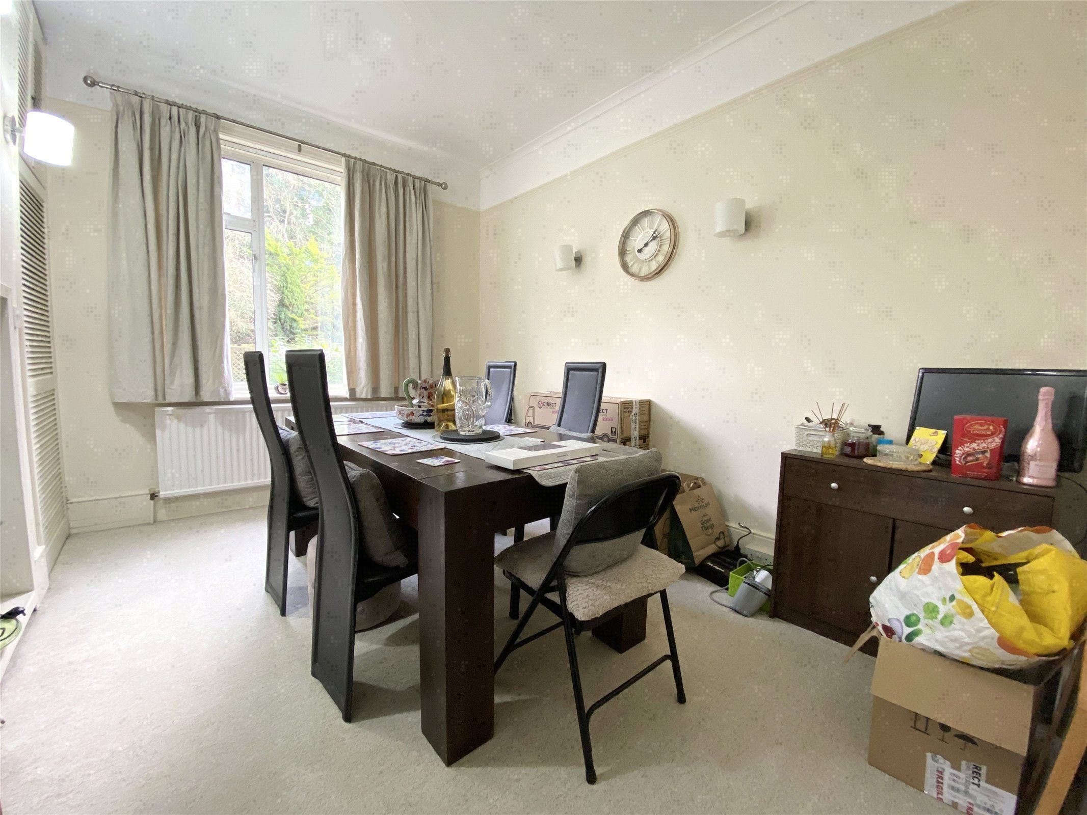 3 bed flat to rent in London Road North, Merstham, Redhill, Surrey RH1