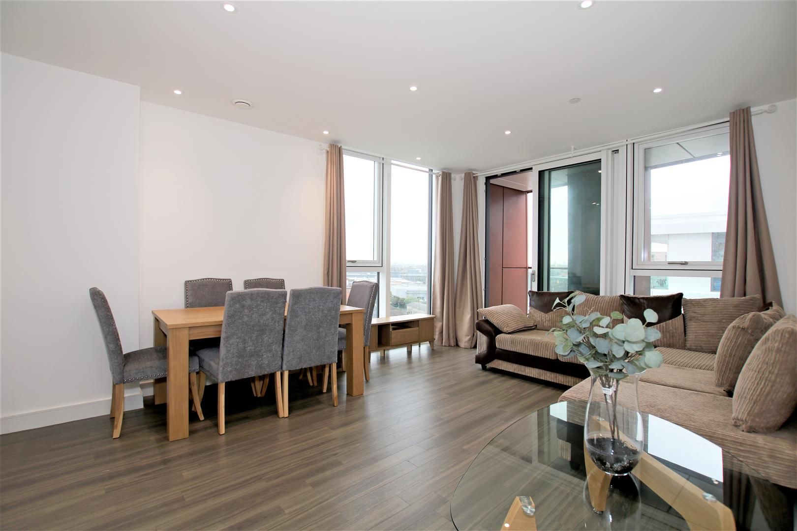 Pinto Tower, Nine Elms, London SW8  