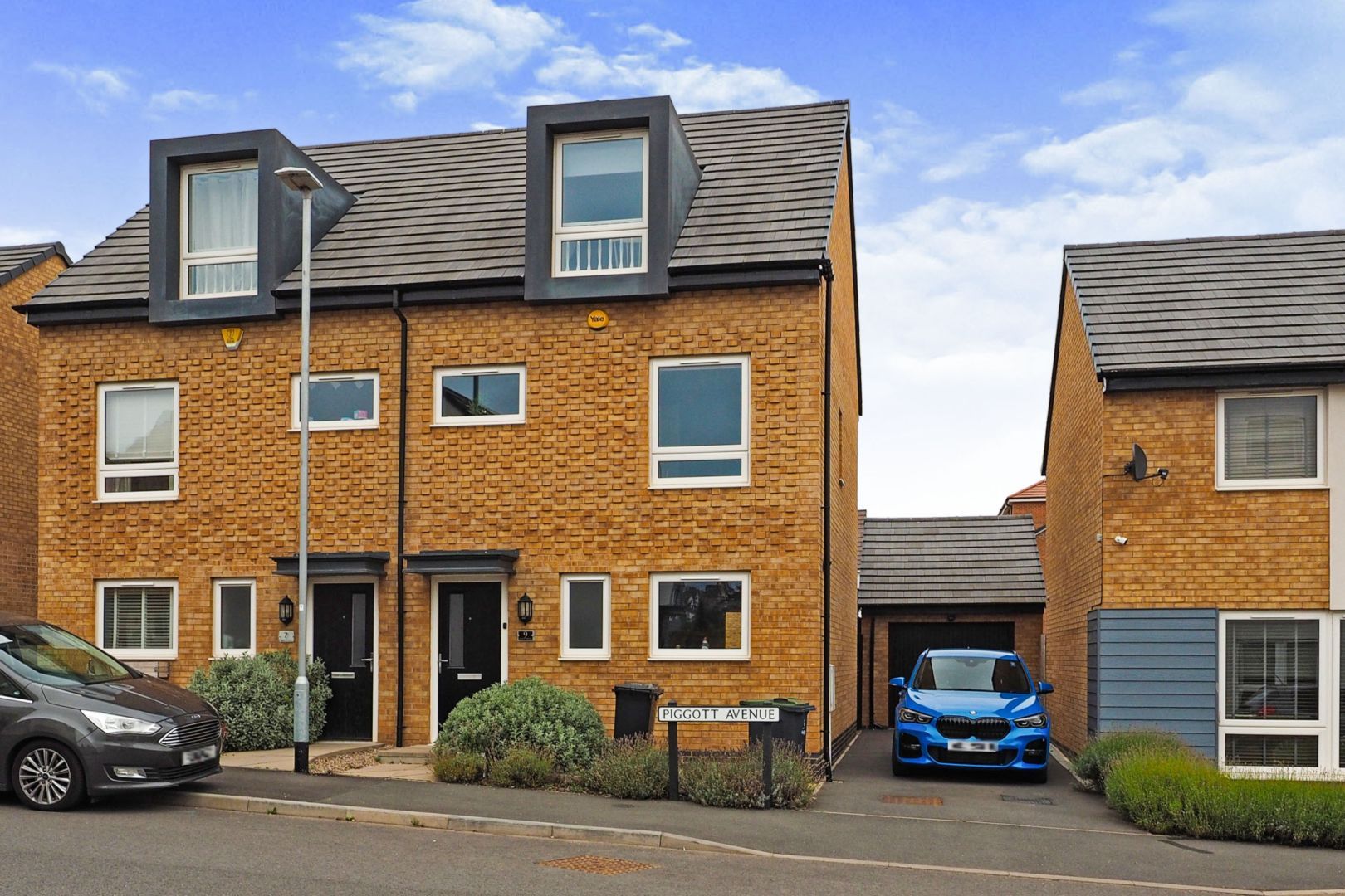3 bed semidetached house for sale in Piggott Avenue, Gedling NG4 Zoopla