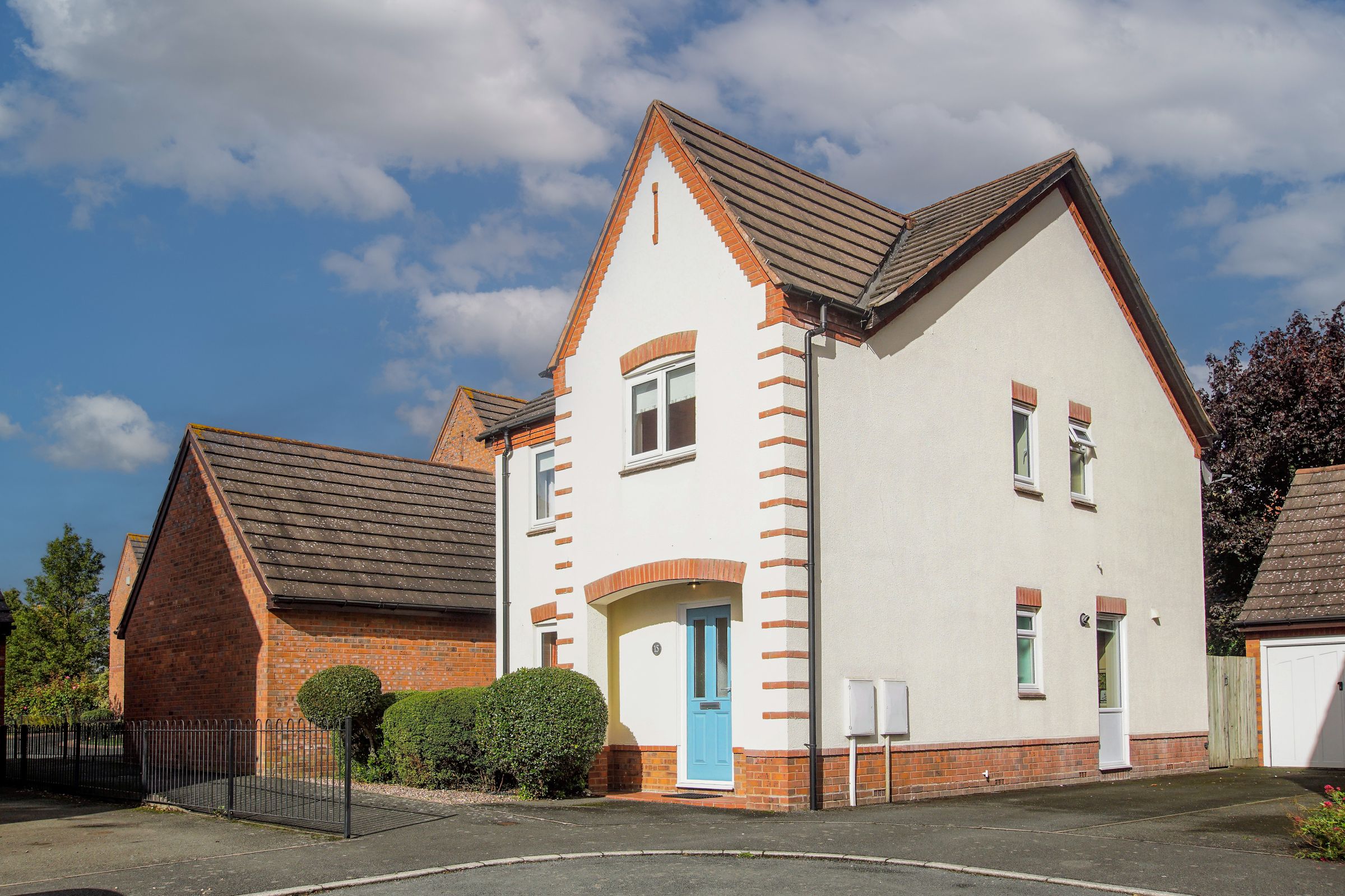 4 bed detached house for sale in Chestnut Grove, Moreton Morrell, Near