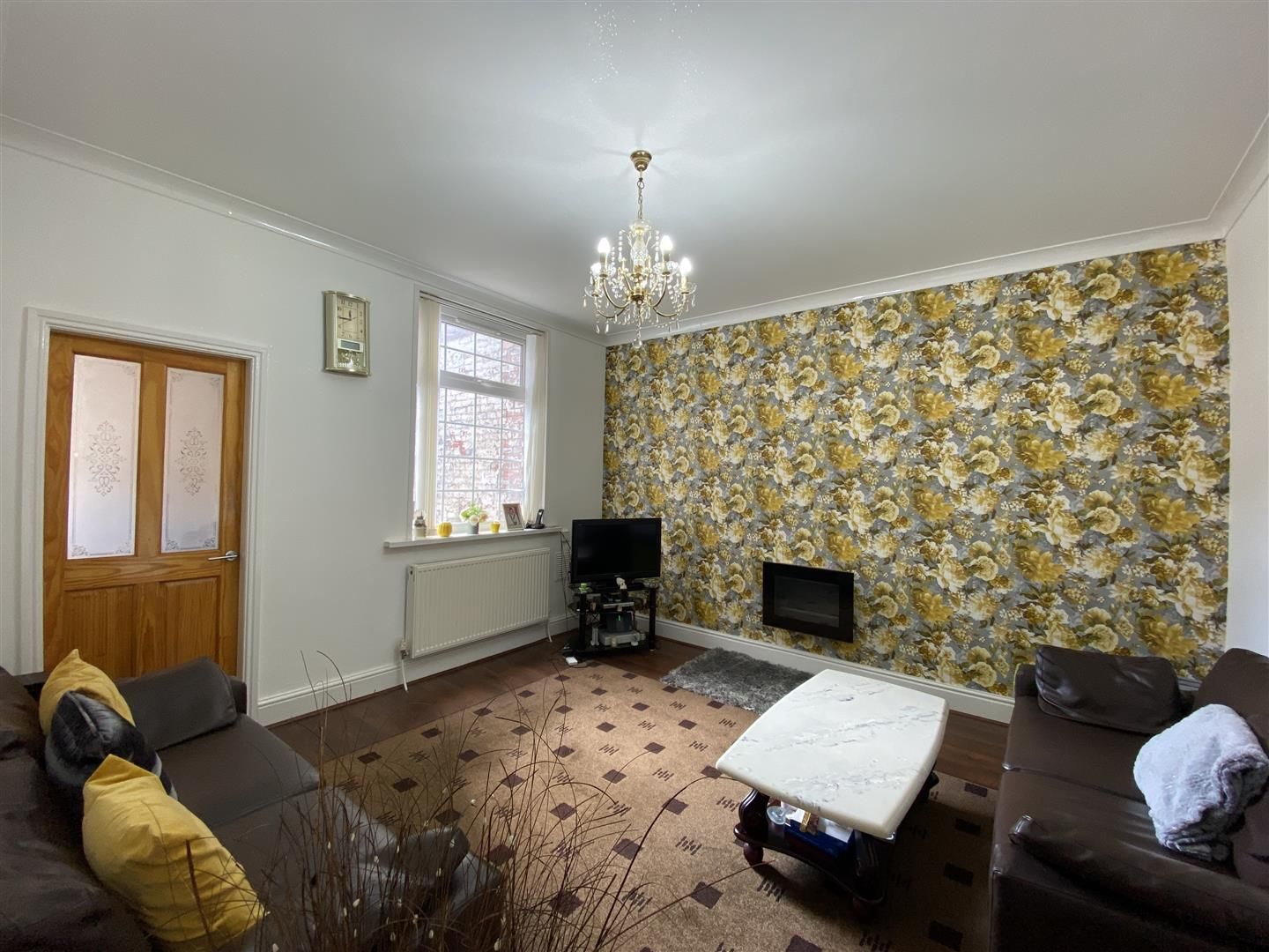 Brook Lane, Oldham OL8  