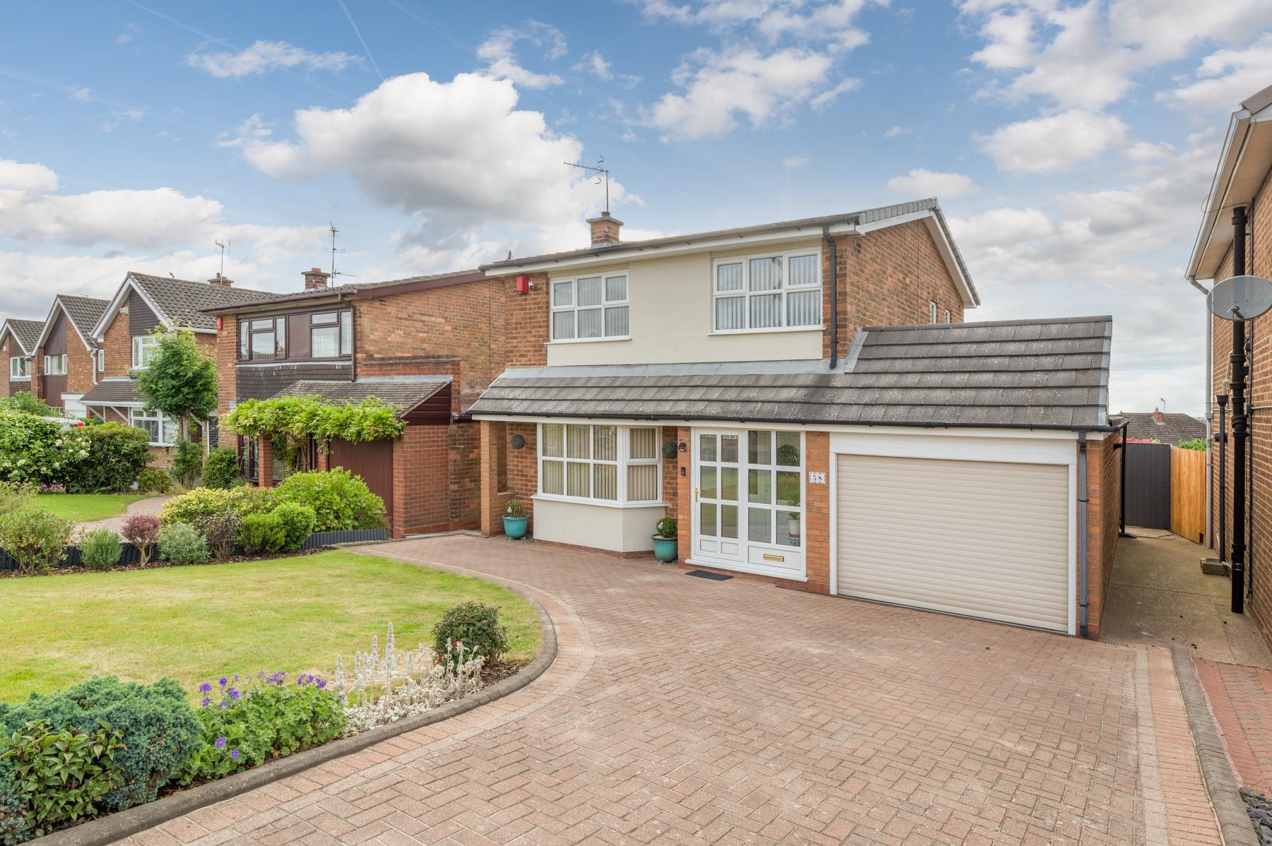 3 bed detached house for sale in Sandyfields Road, Sedgley, West