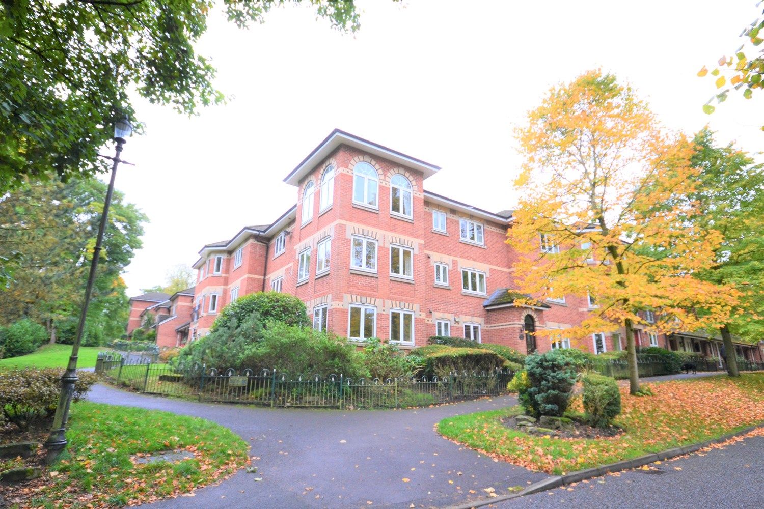 2 bed flat for sale in Rochester House, Pavillion Way, Macclesfield