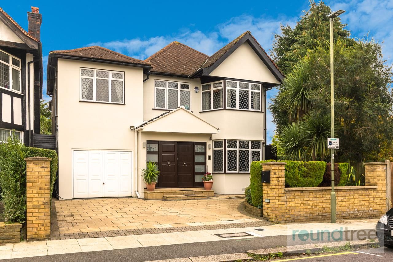 Edgeworth Crescent, Hendon NW4  