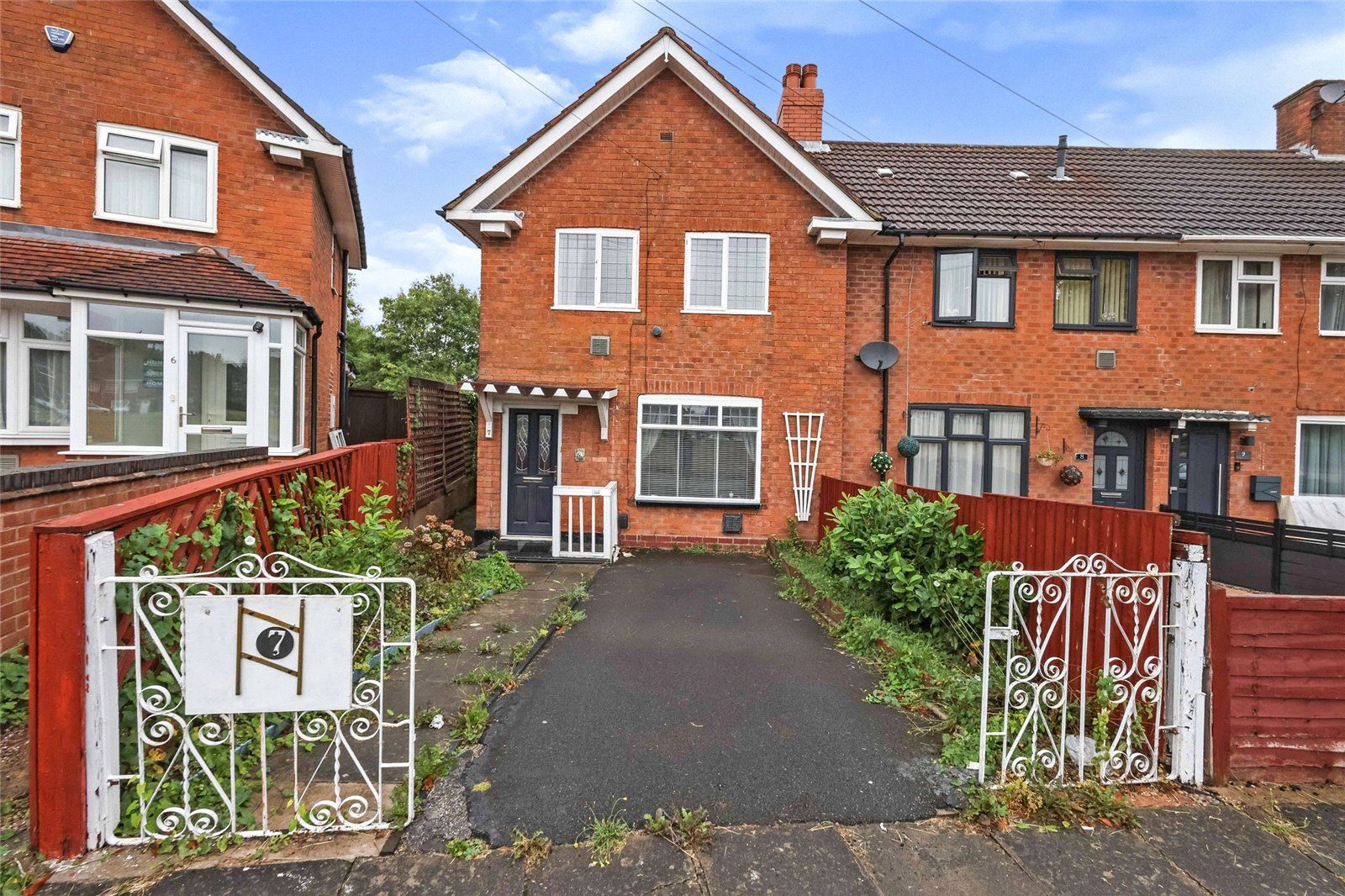 2 bed terraced house for sale in Hollington Crescent, Birmingham B33