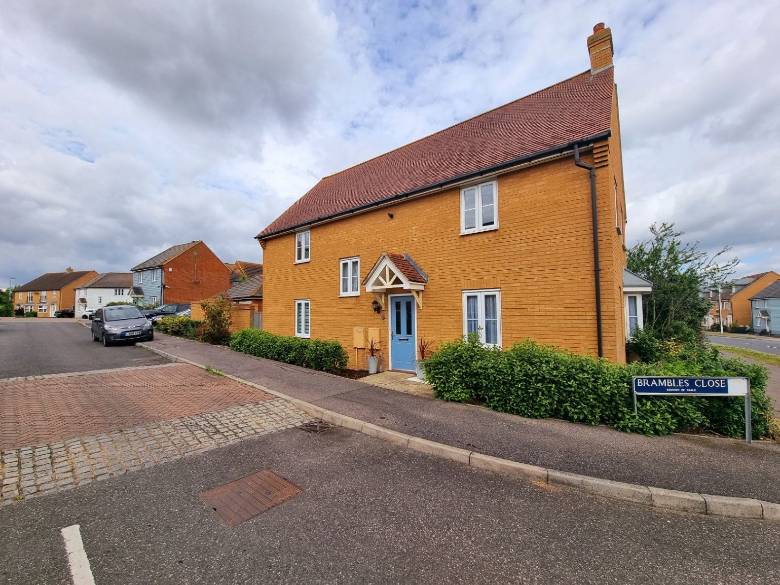 4 bed detached house for sale in Brambles Close, Minster On Sea