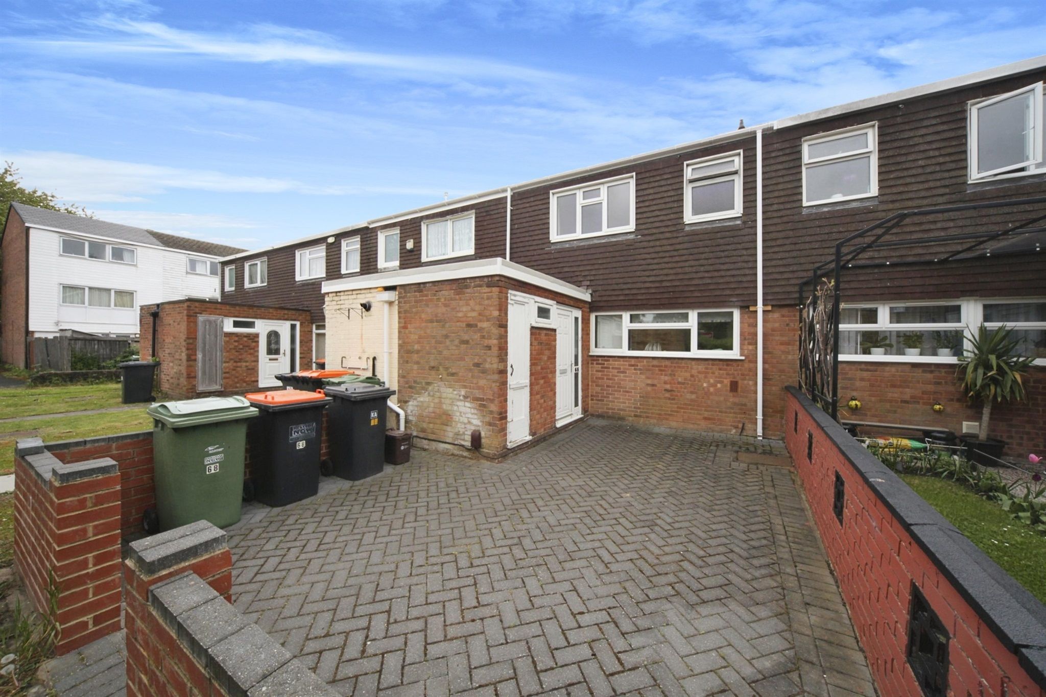 3 bed terraced house for sale in Chelsea Gardens, Houghton Regis, Dunstable LU5 Zoopla
