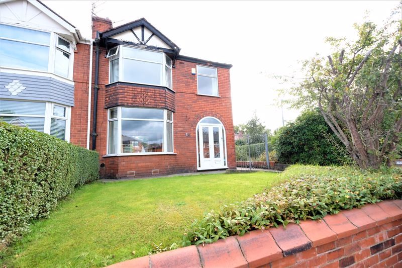 3 bed semidetached house for sale in Peel Green Road, Eccles