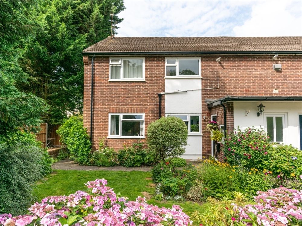 Broomfield Court, Weybridge, Surrey KT13  