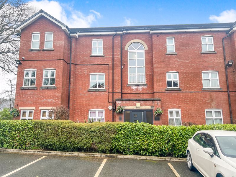 2 bed flat to rent in Thomasson Court, Bolton BL1 Zoopla