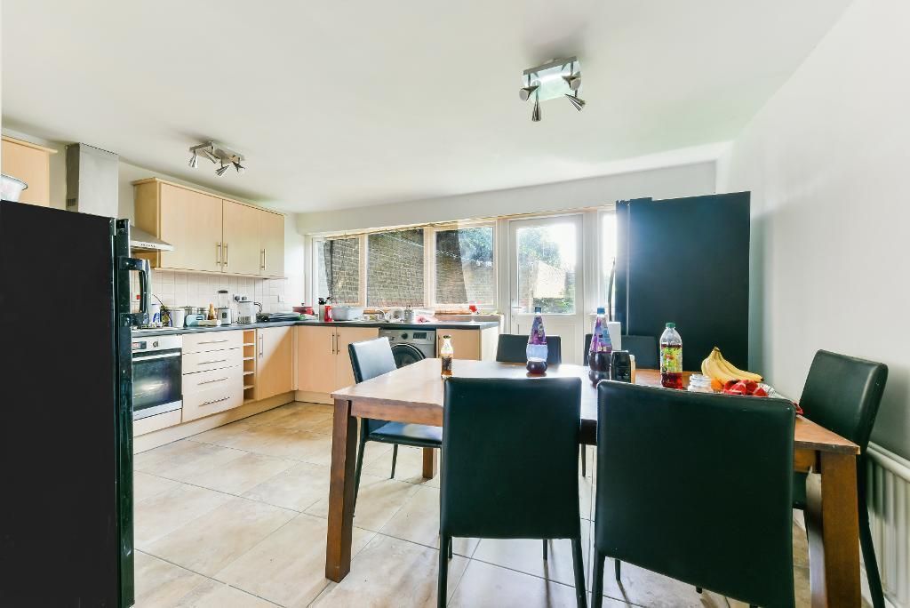 Angel Park Gardens, Brixton SW9  