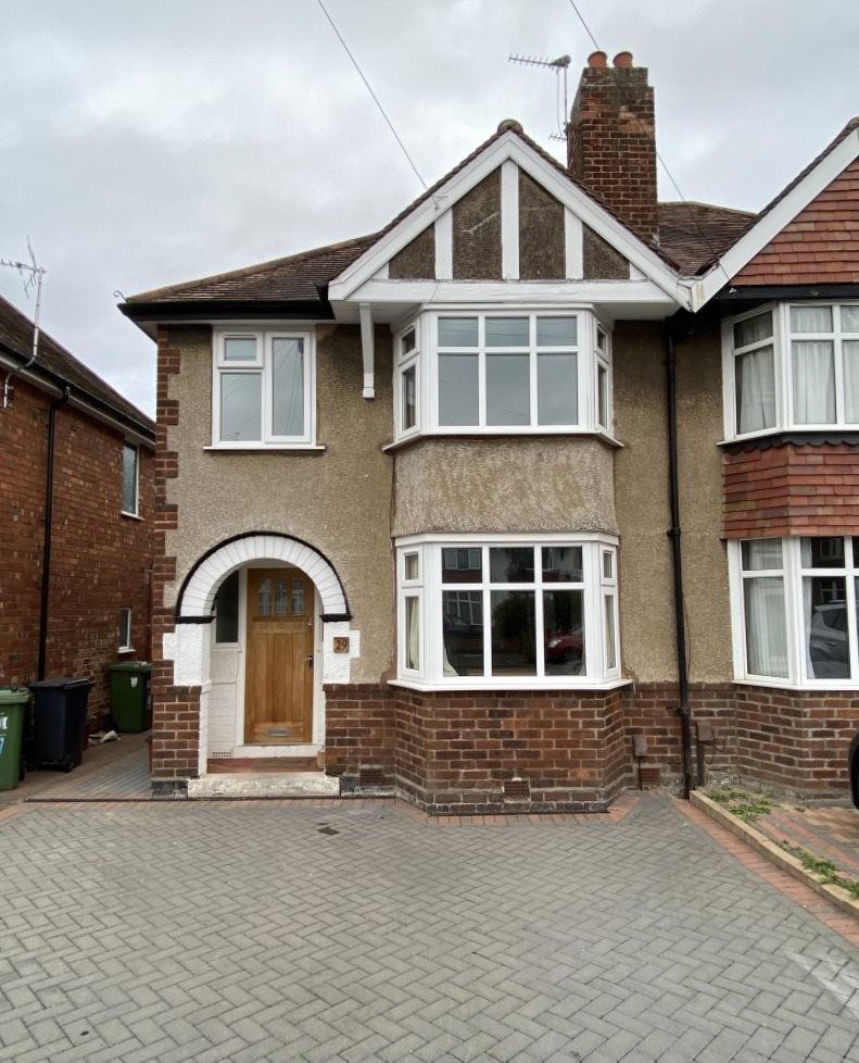 3 bed semidetached house to rent in Northway, Leamington Spa, Warks