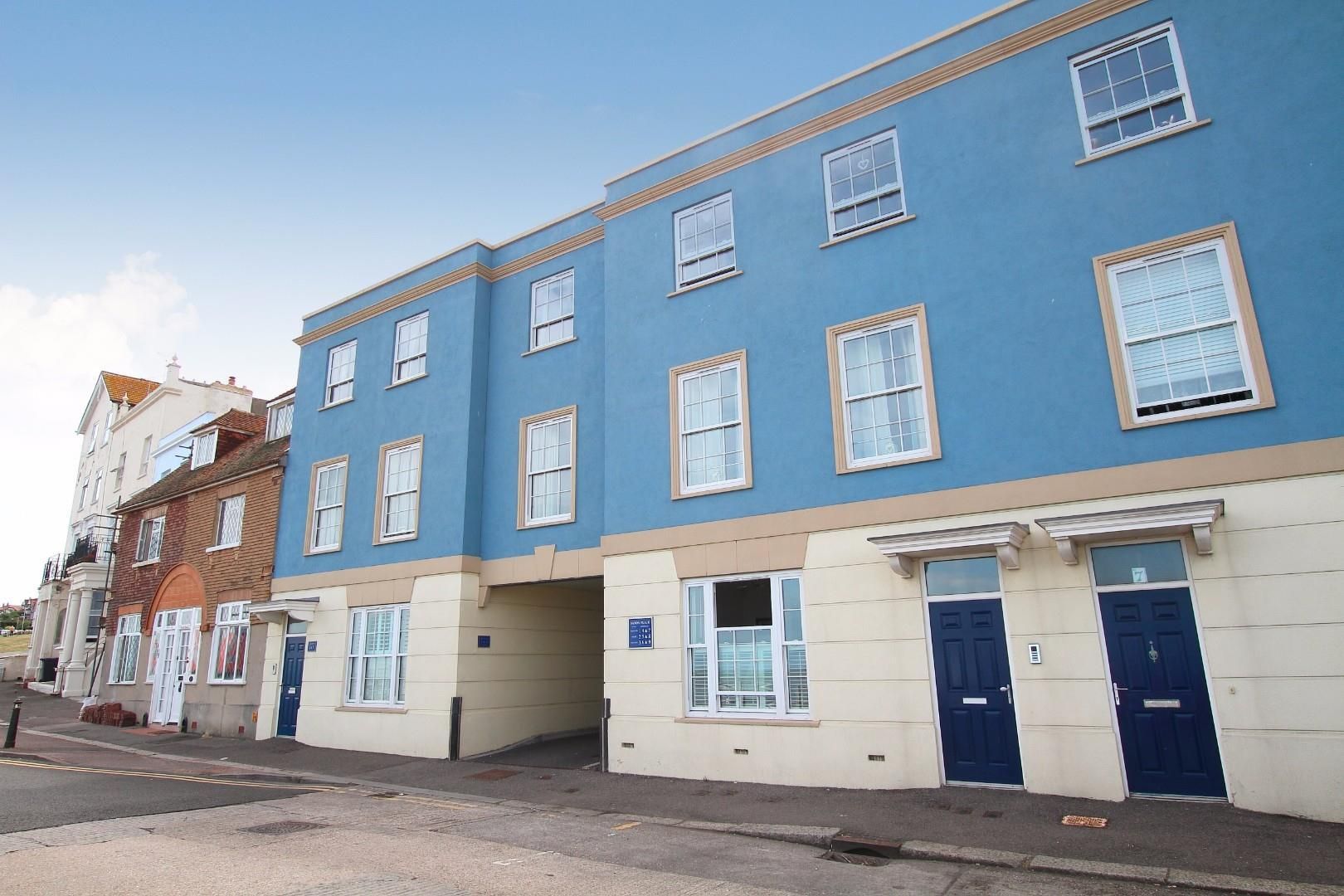 2 bed flat to rent in Central Parade, Herne Bay CT6 Zoopla