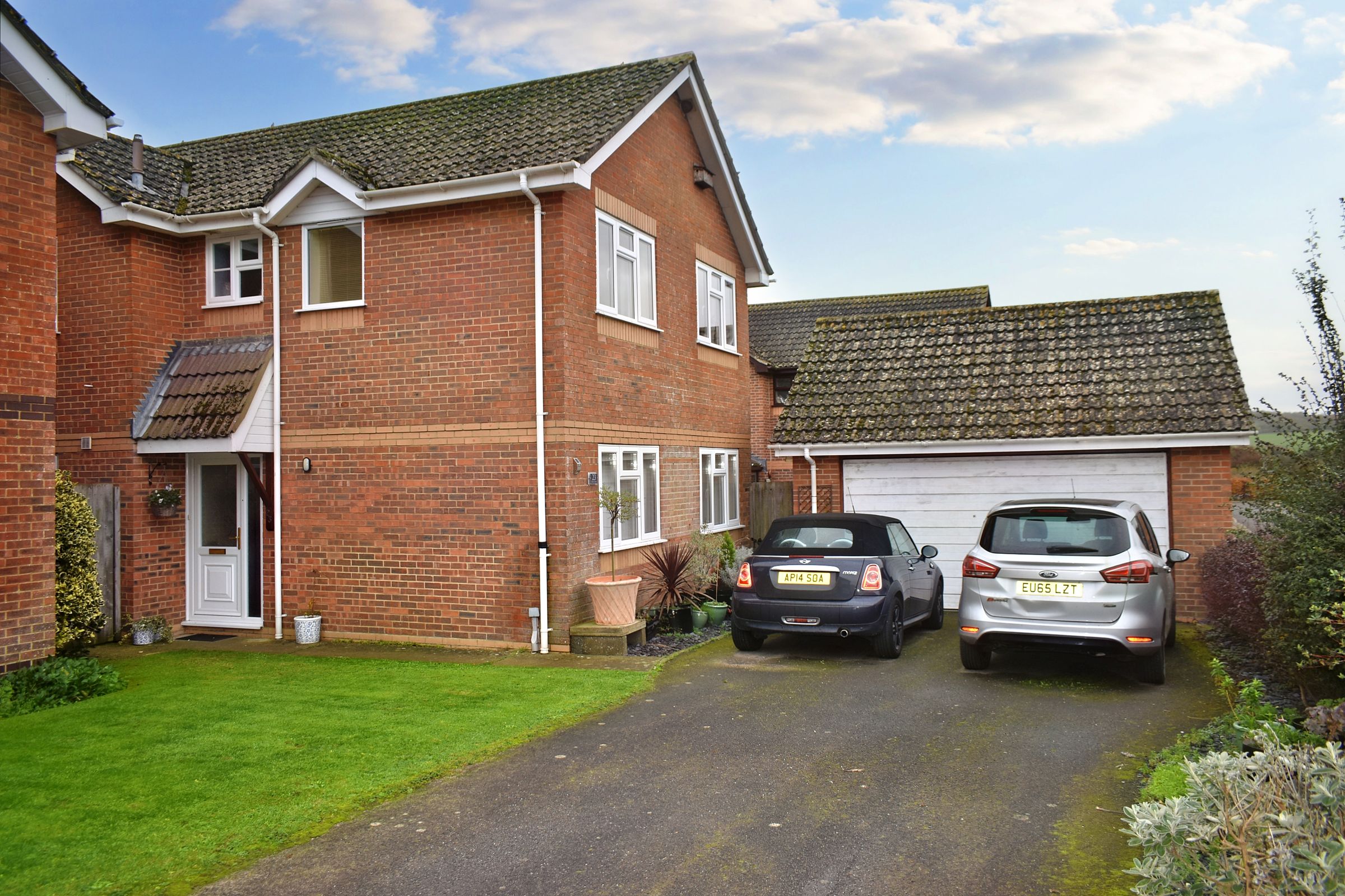 4 bed detached house for sale in Elm Close, Sturminster Newton DT10
