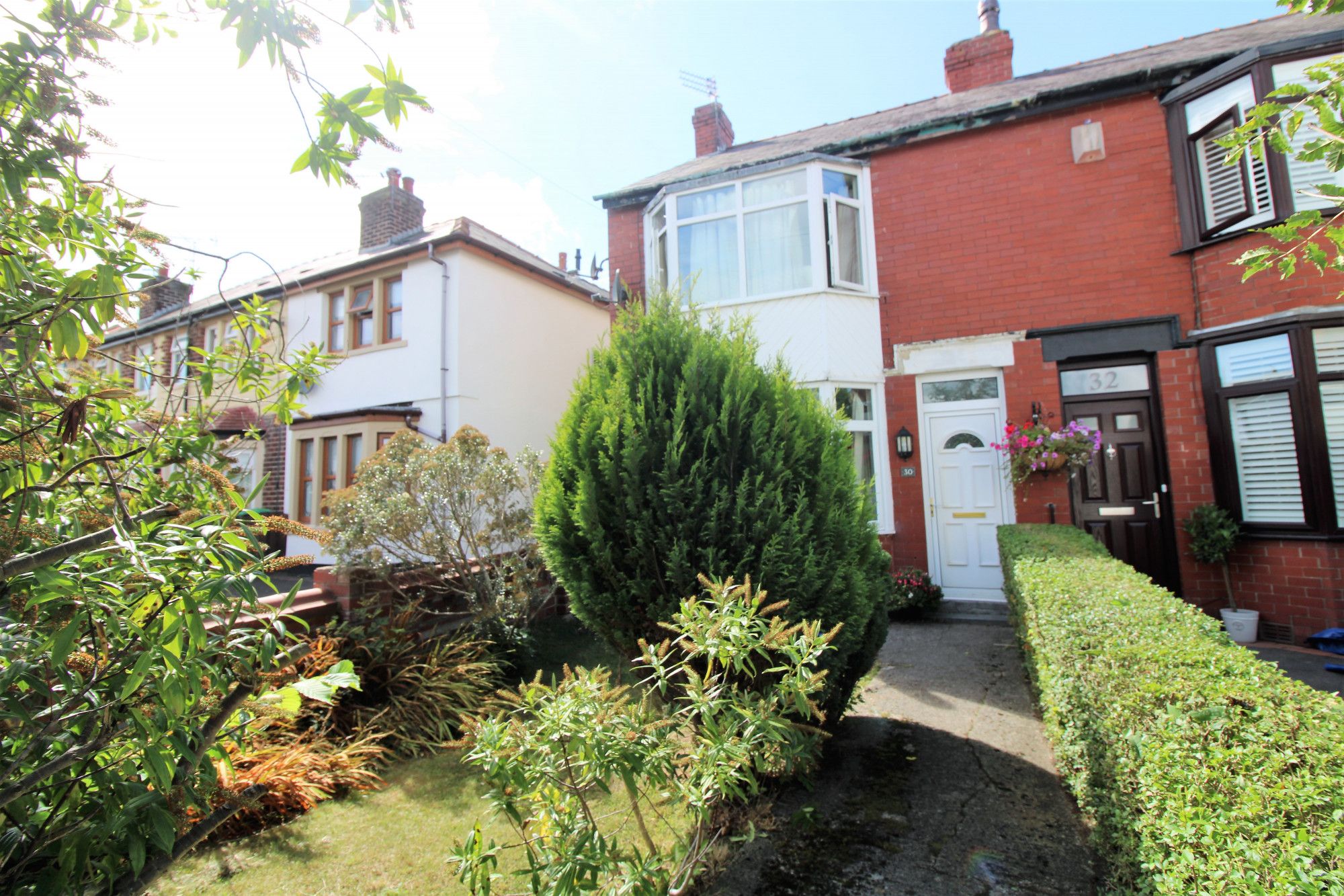 2 bed end terrace house for sale in Clifton Crescent, Marton FY3 Zoopla