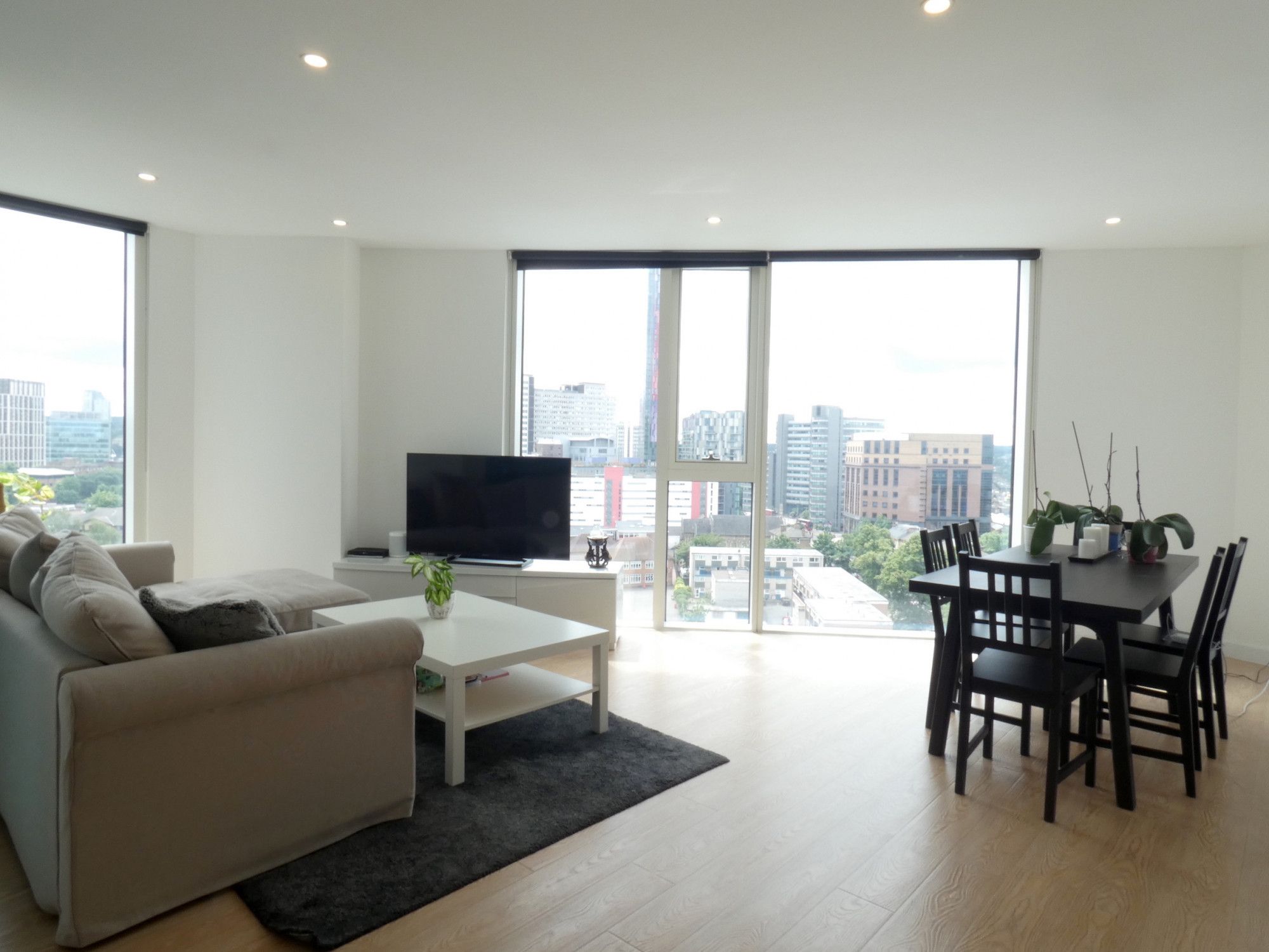 1 Newgate Croydon Surrey CR0  