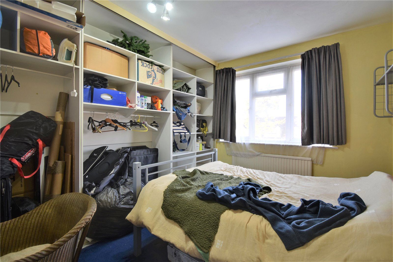 3 bed semidetached house for sale in Bucknalls Lane, Watford