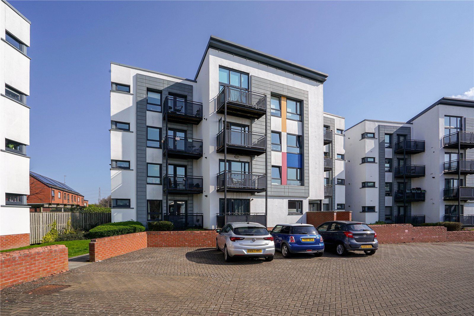 2 bed flat for sale in 2/3, Shuna Crescent, Glasgow G20 Zoopla