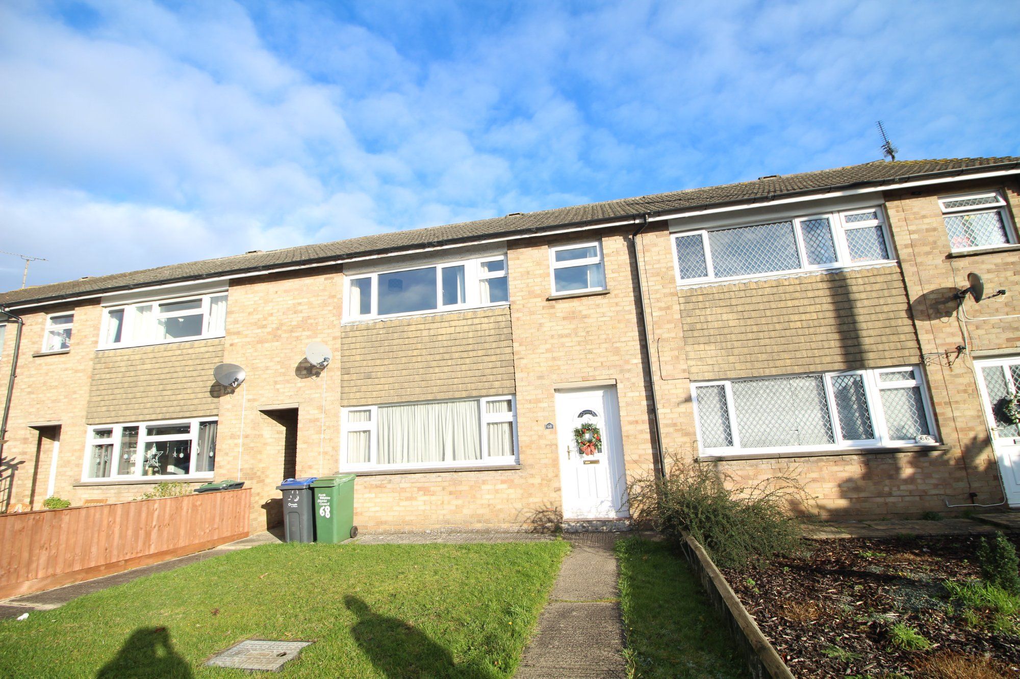 3 bed terraced house to rent in Patchway, Chippenham SN14 Zoopla