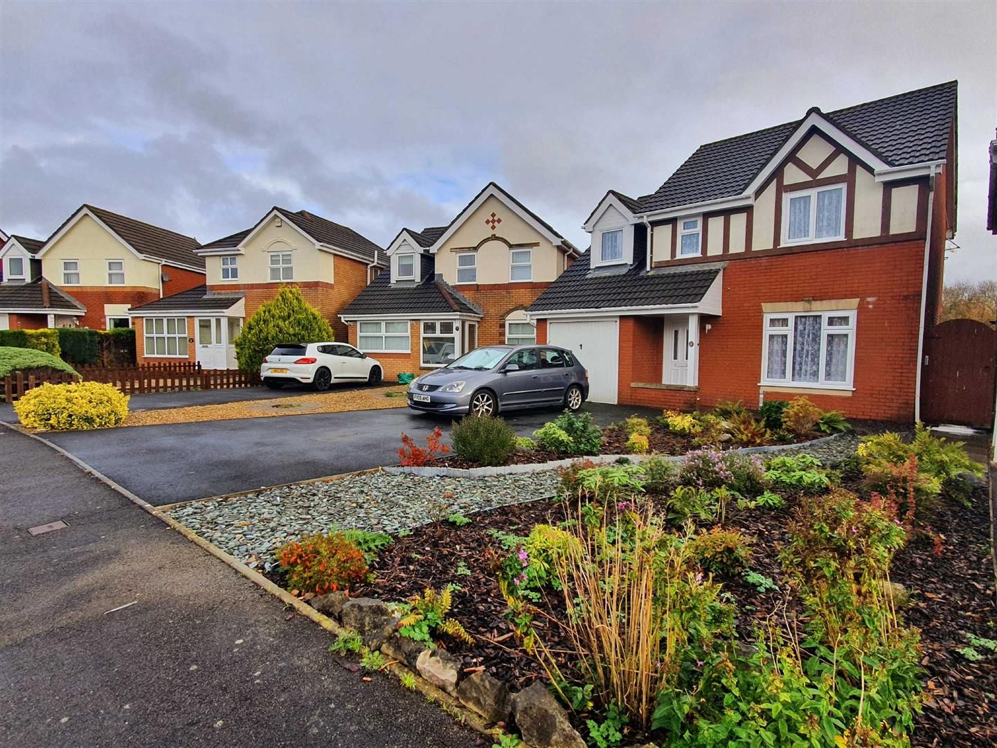 4 bed detached house for sale in Megan Close, Gorseinon, Swansea SA4