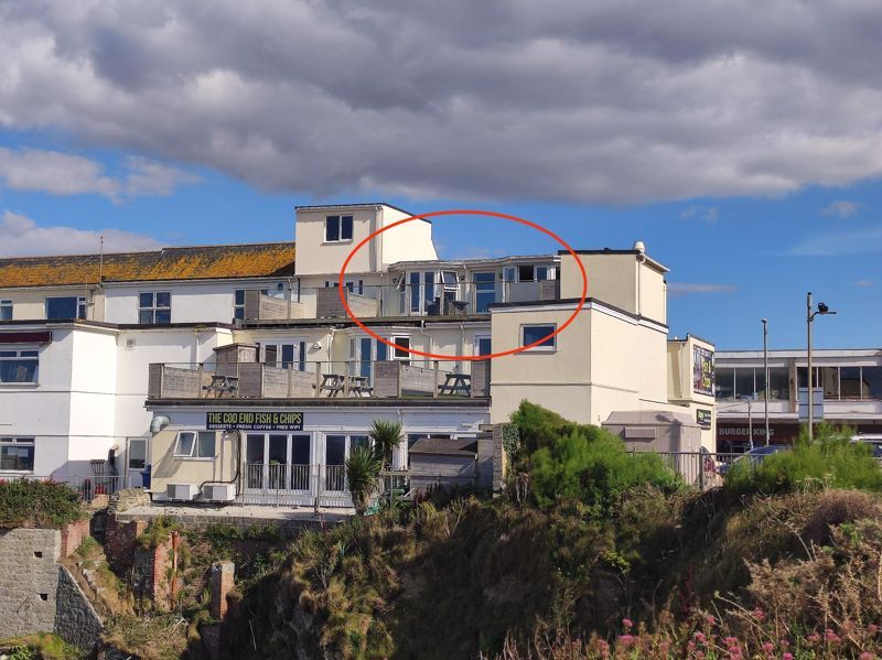 2 bed flat for sale in Cliff Road, Newquay TR7 Zoopla