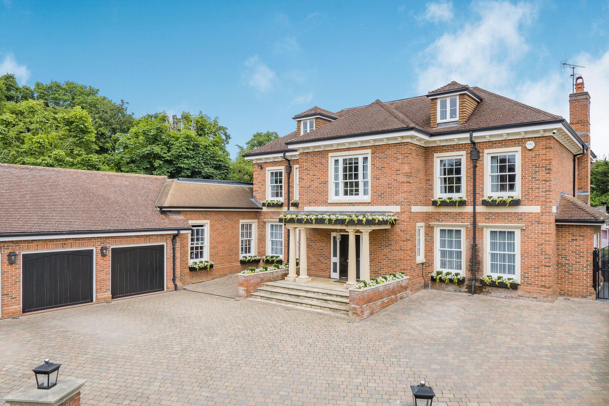 6 bed detached house for sale in The Avenue, Farnham Common SL2 Zoopla