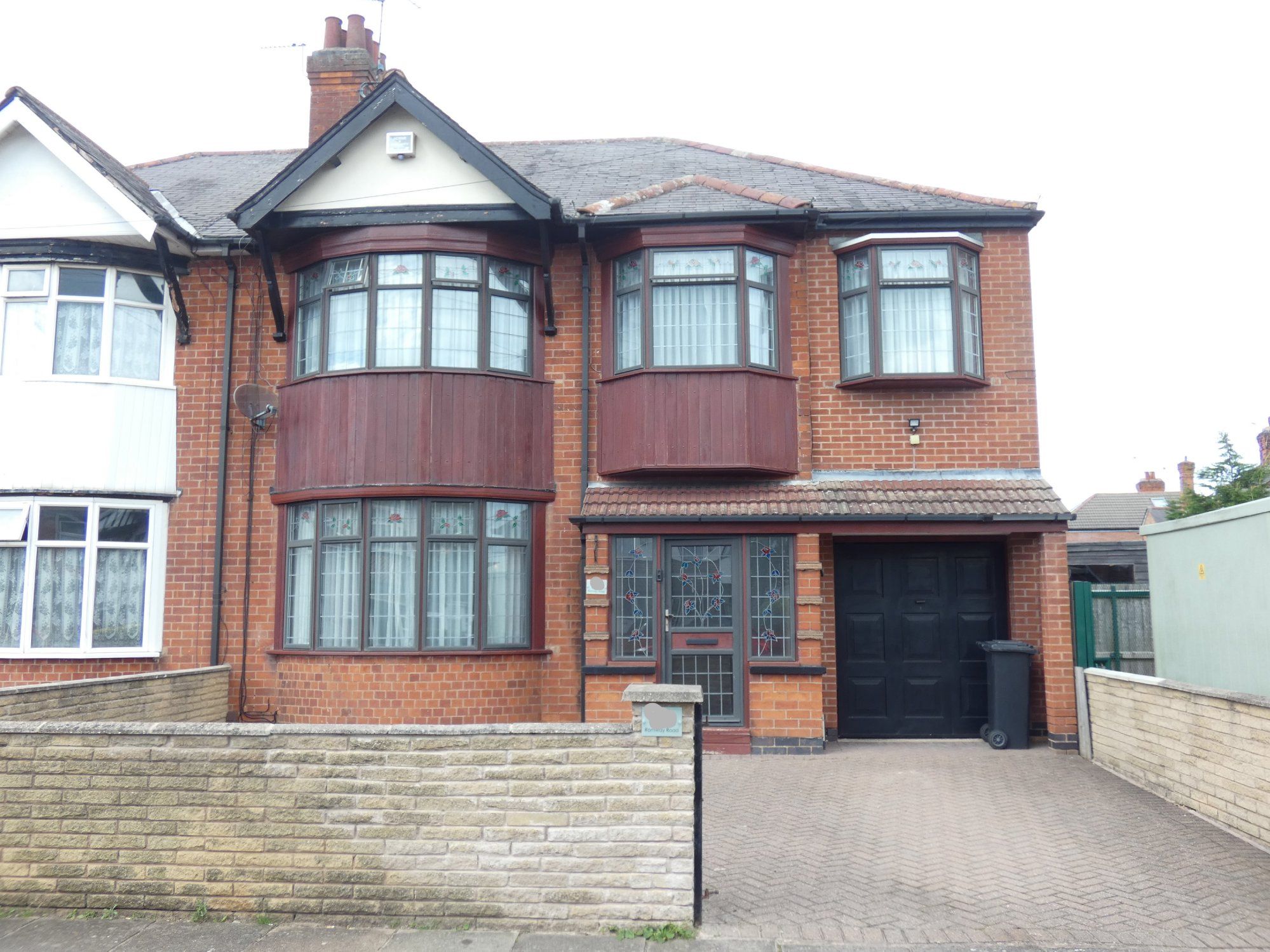 5 bed semidetached house for sale in Romway Road, Evington, Leicester