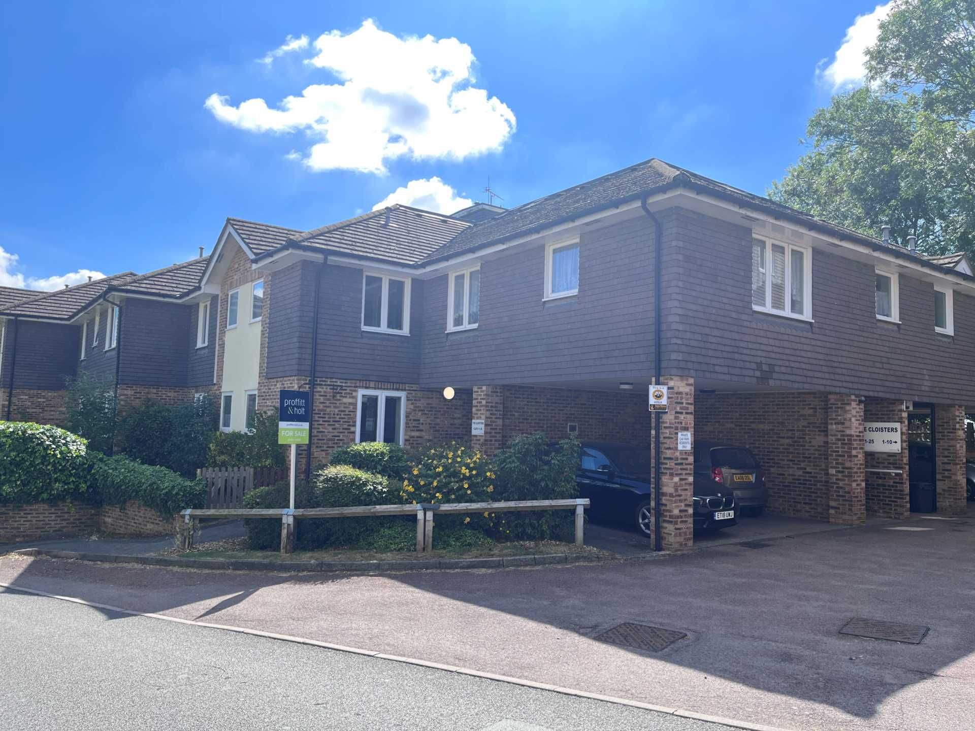 1 bed flat to rent in The Cloisters, Church Lane, Kings Langley WD4