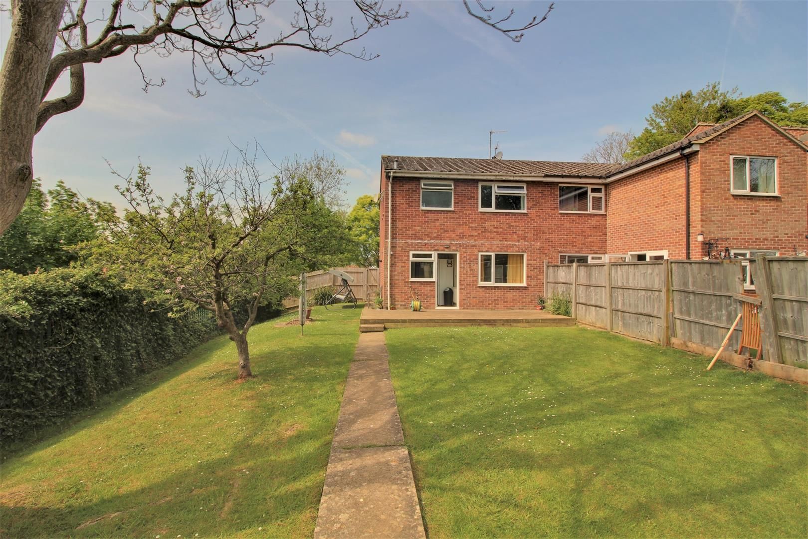 3 bed semidetached house for sale in The Chase, Cashes Green, Stroud
