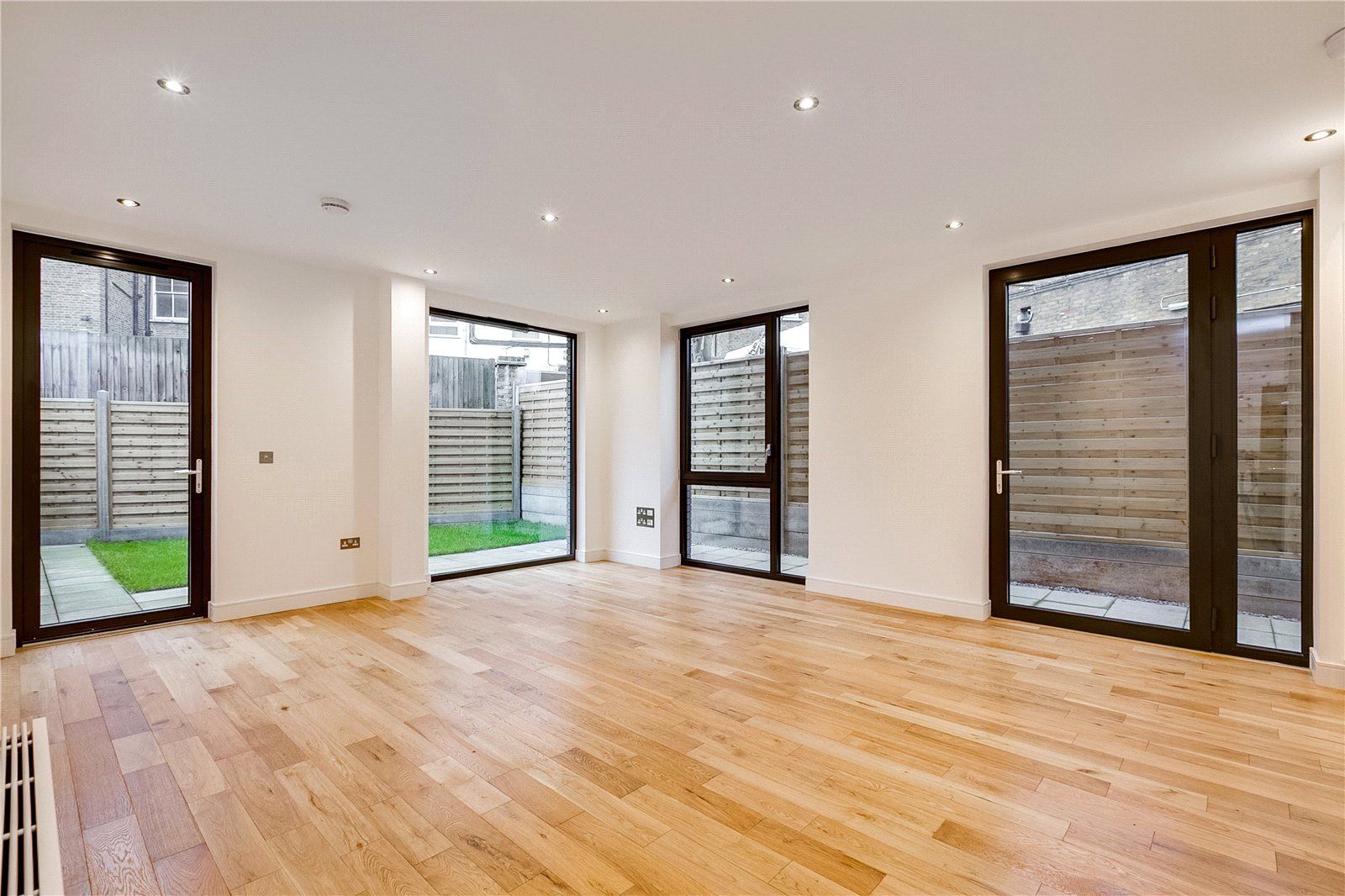 Flat D, Maida Vale, Elgin Avenue, London W9