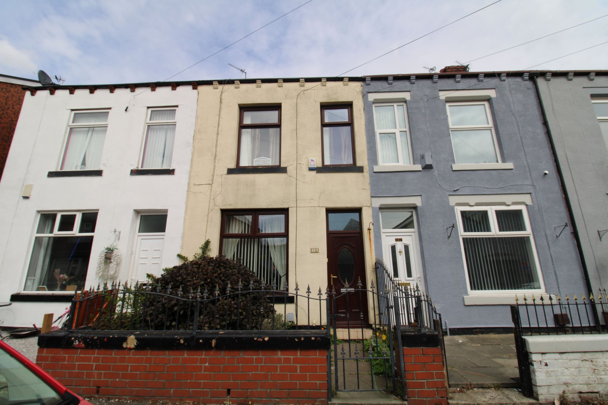 3 bed terraced house for sale in Albert Street West, Failsworth