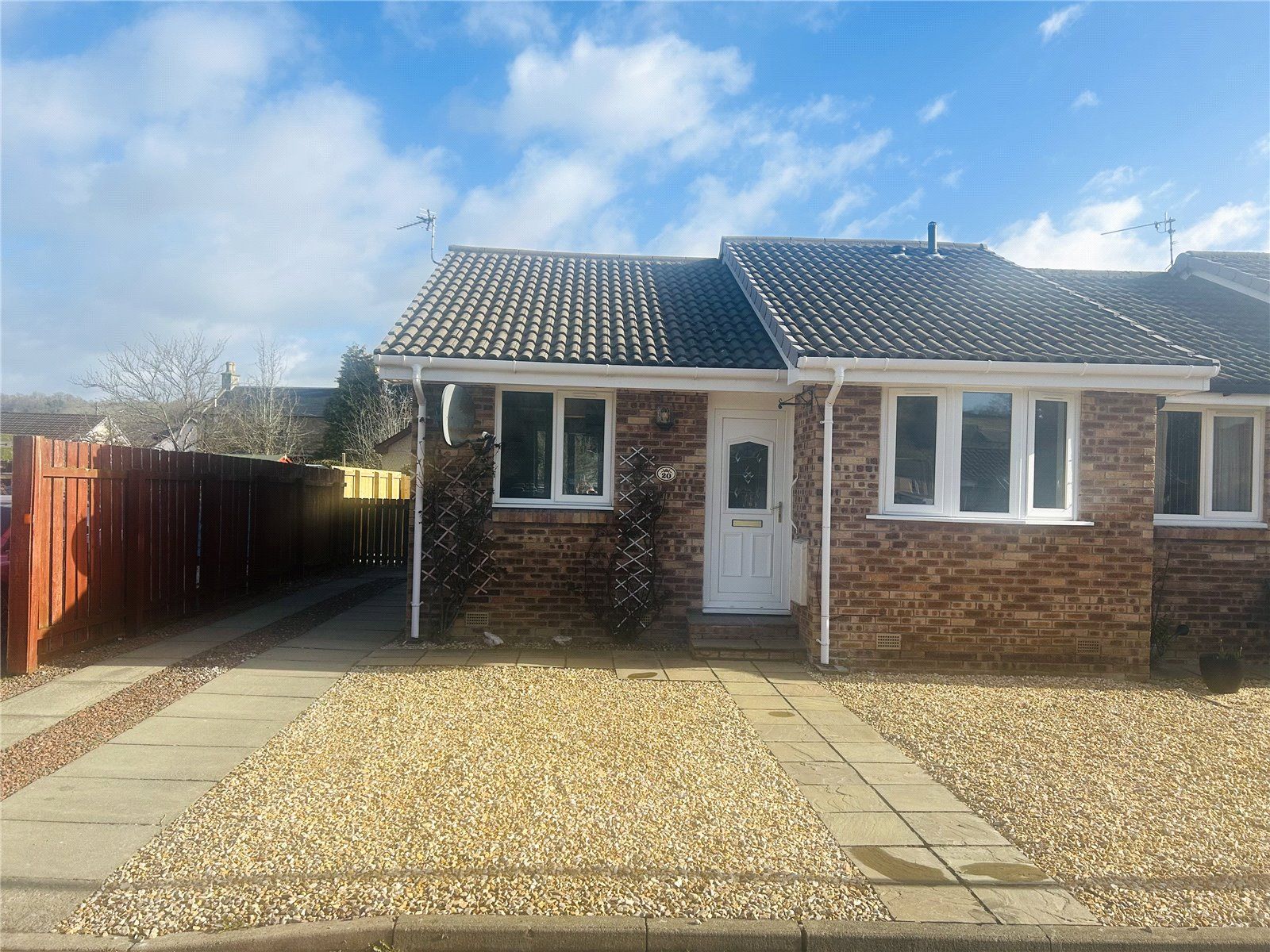 2 bed bungalow to rent in Smuggler's Brig Road, Crossford, Carluke
