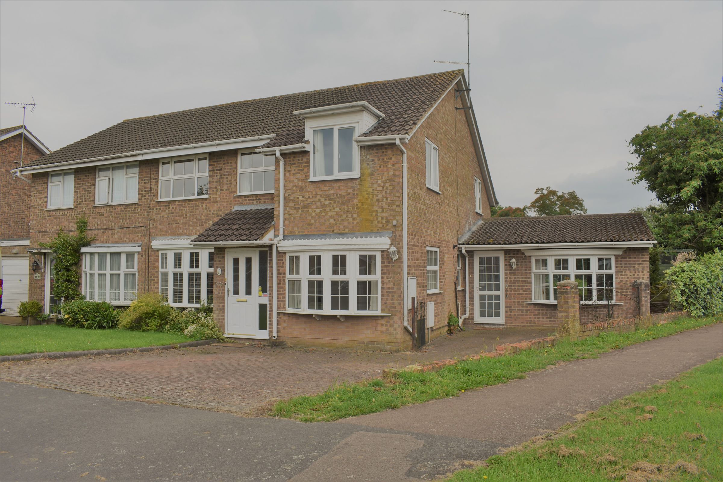 6 bed shared to rent in Partridge Piece, Cranfield MK43