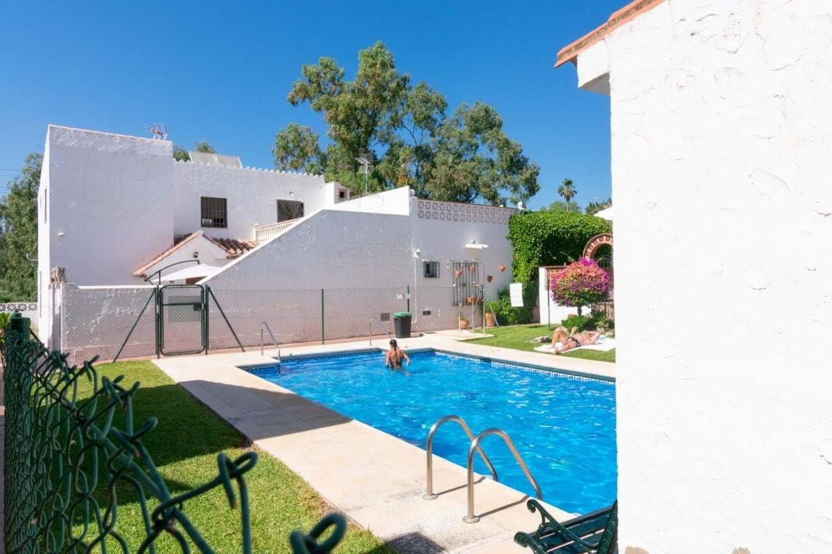 3 bed town house for sale in Estepona, Málaga, Spain Zoopla