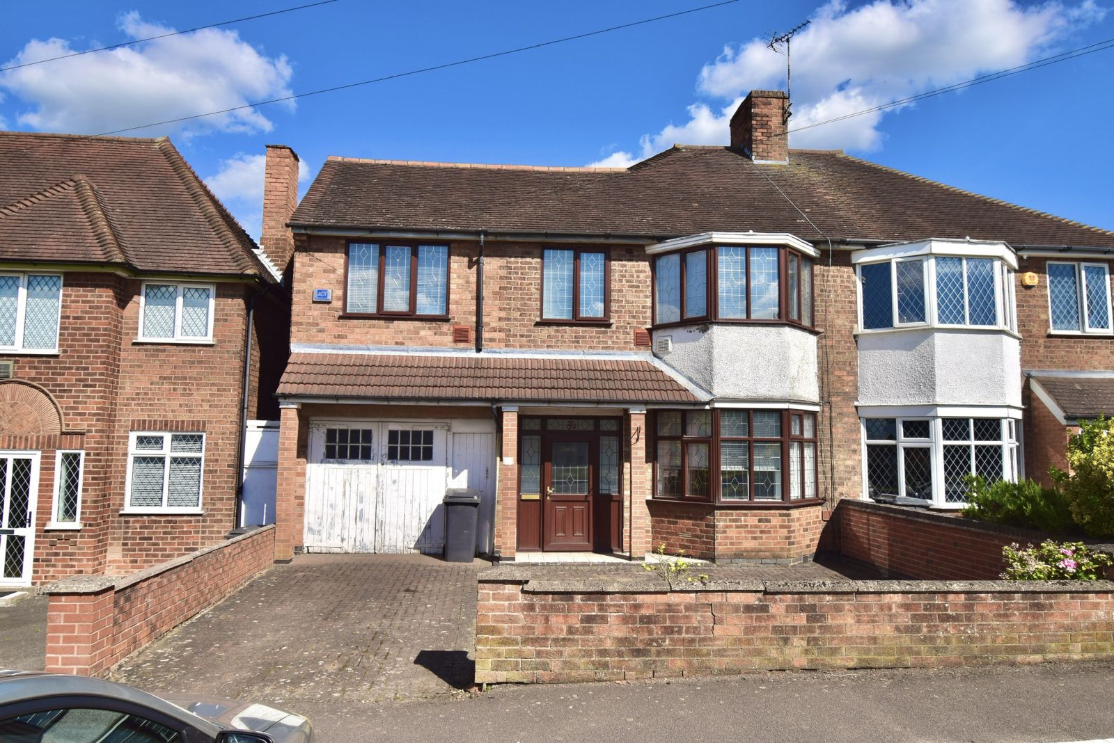 4 bed semidetached house for sale in Colchester Road, Leicester LE5
