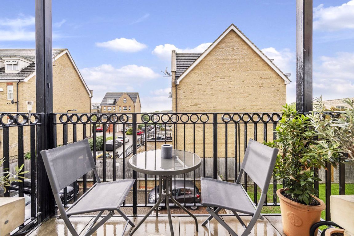 2 Bed Flat For Sale In Osier Crescent London N10 Zoopla 2-bed-flat-for-sale-in-osier-crescent-london-n10-zoopla