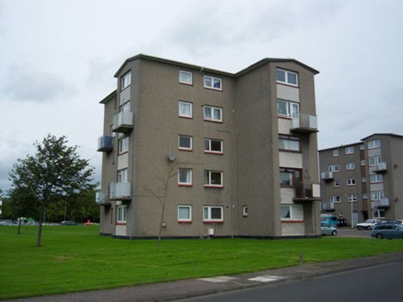 2 bed flat to rent in Earn Road, Kirkcaldy KY1 Zoopla