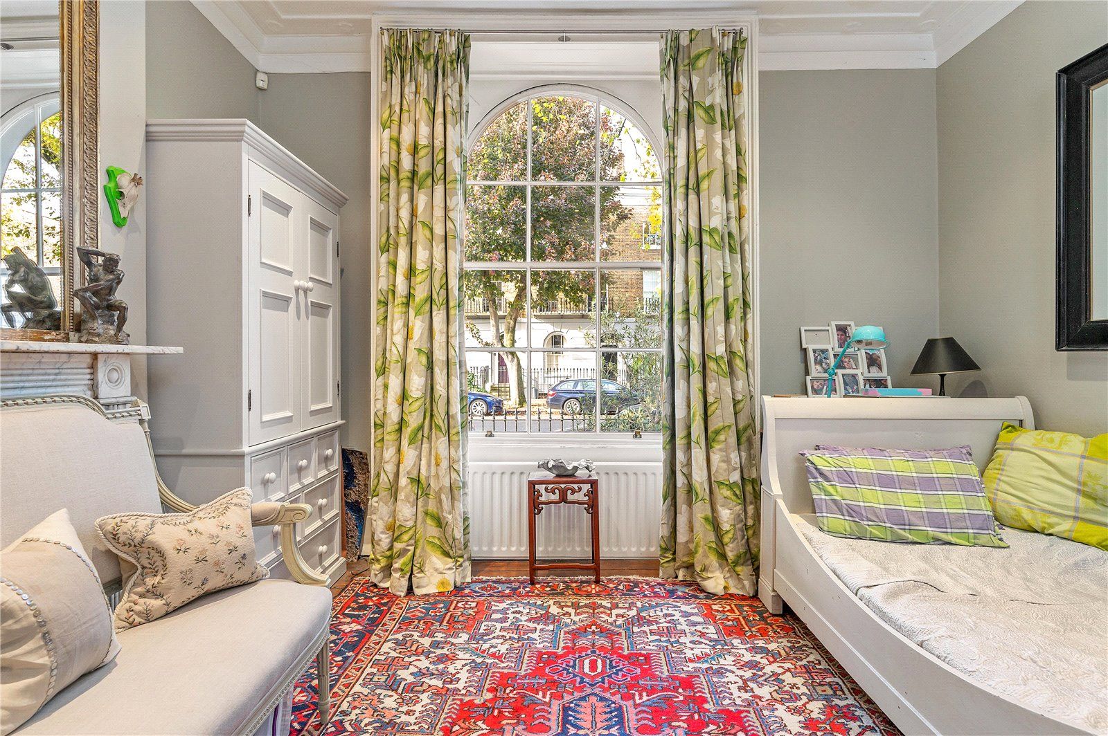 4 bed terraced house for sale in St. Pauls Place, Islington, London N1