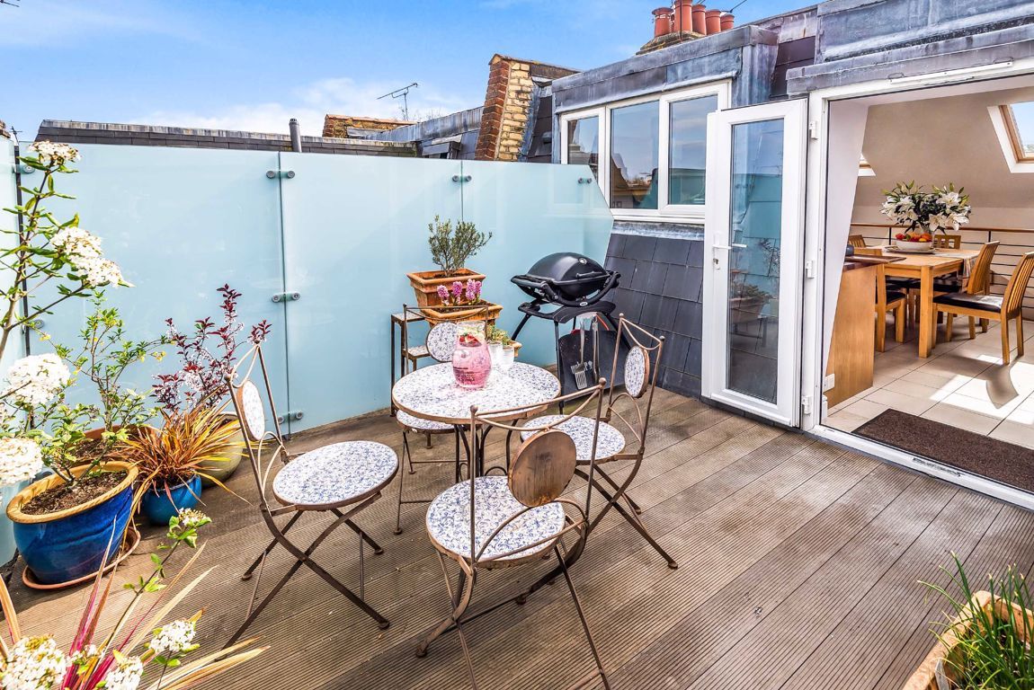 Woodlawn Road, Fulham, London SW6  