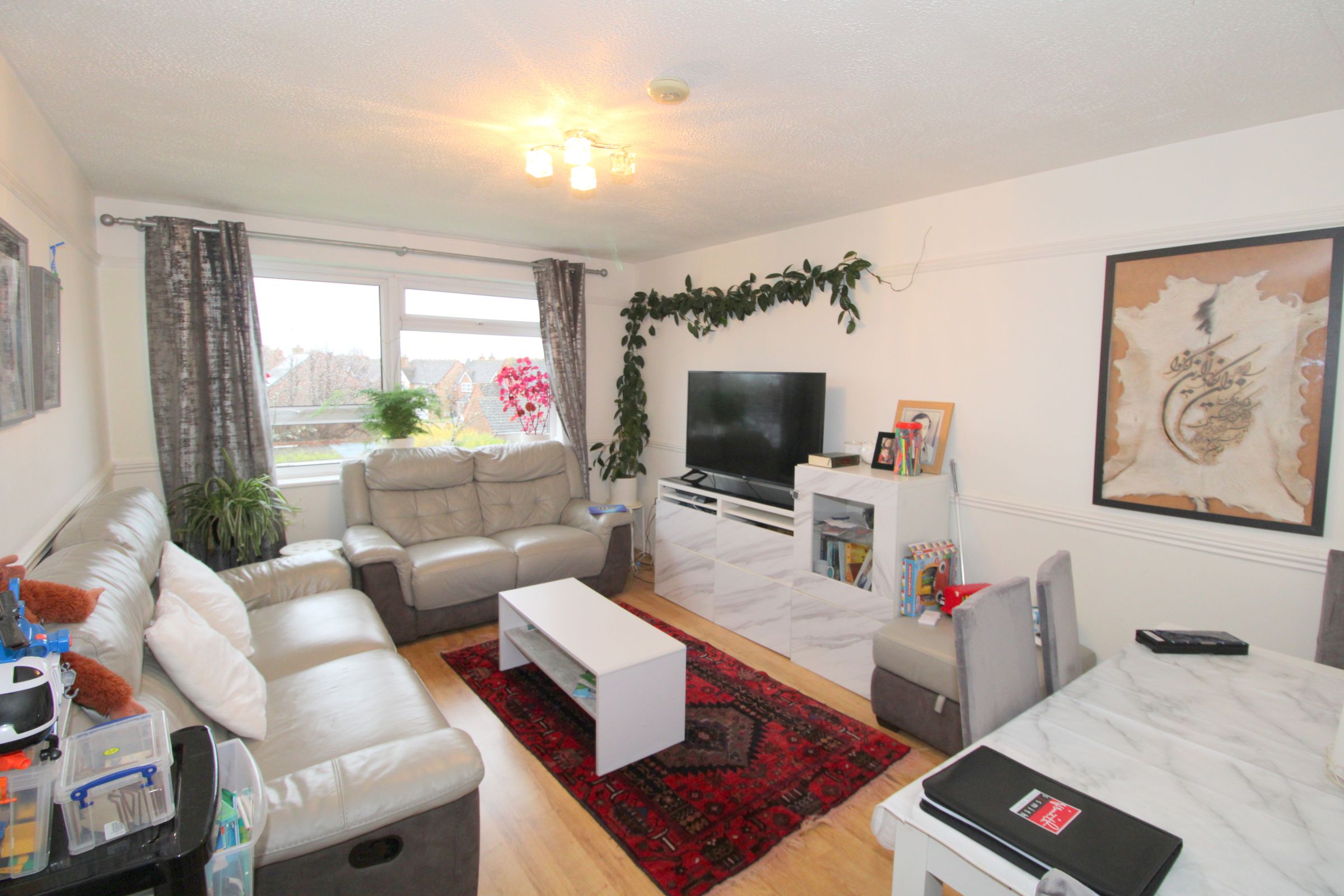 2 bed flat for sale in Stanwell Road, Ashford TW15 Zoopla