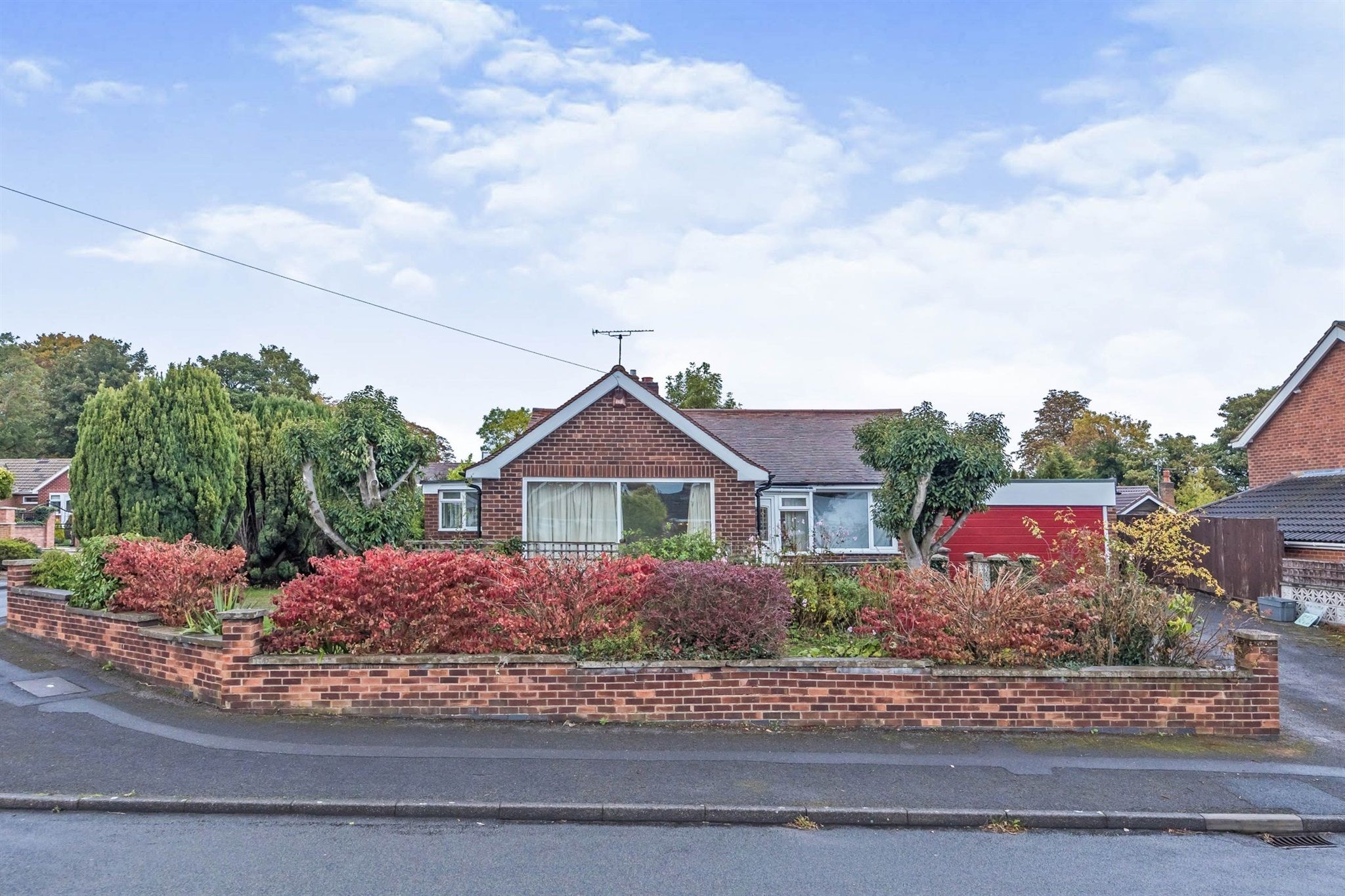 3 bed detached bungalow for sale in Philip Avenue, Nuthall, Nottingham