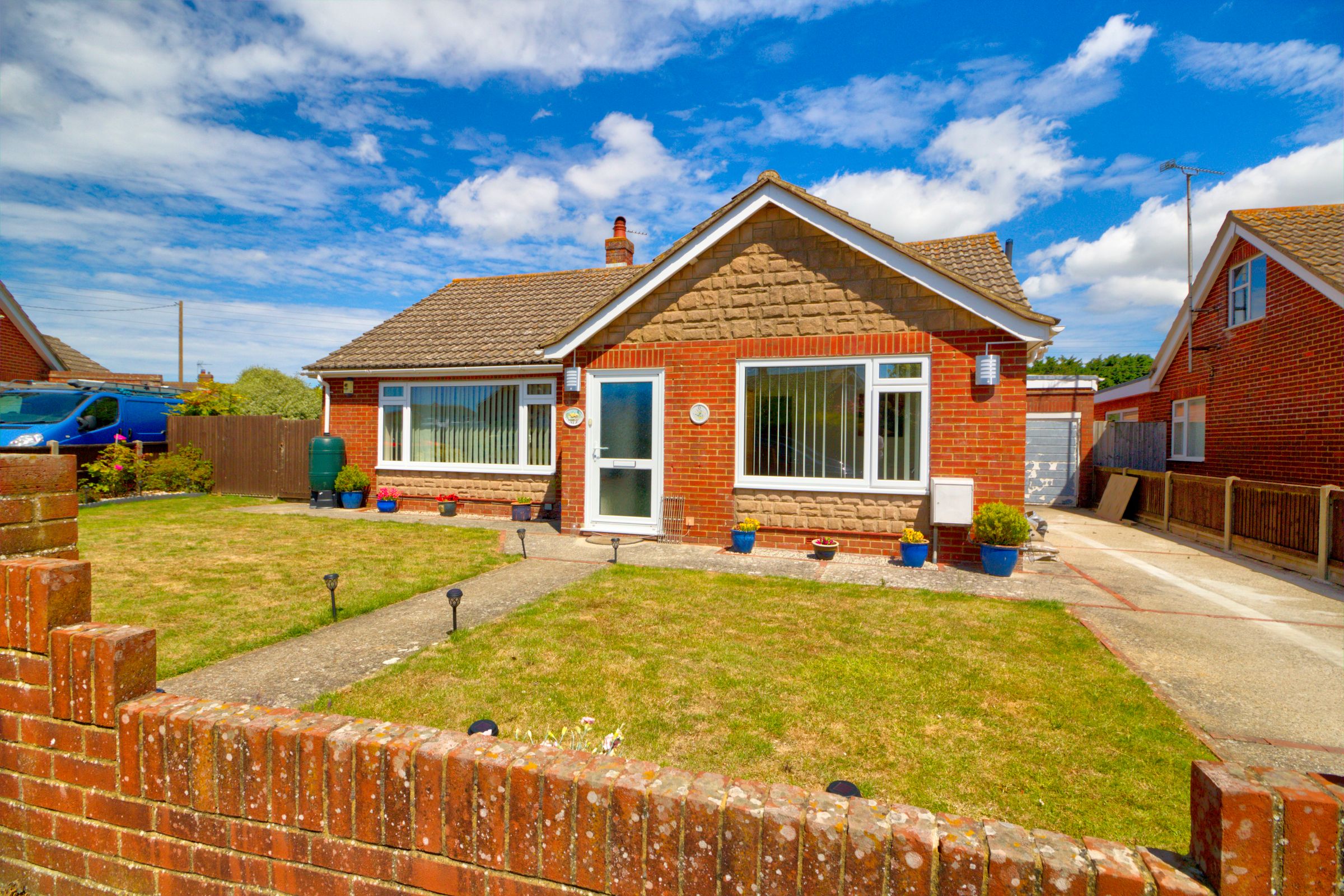 3 bed bungalow for sale in Broadlands Crescent, New Romney TN28 Zoopla